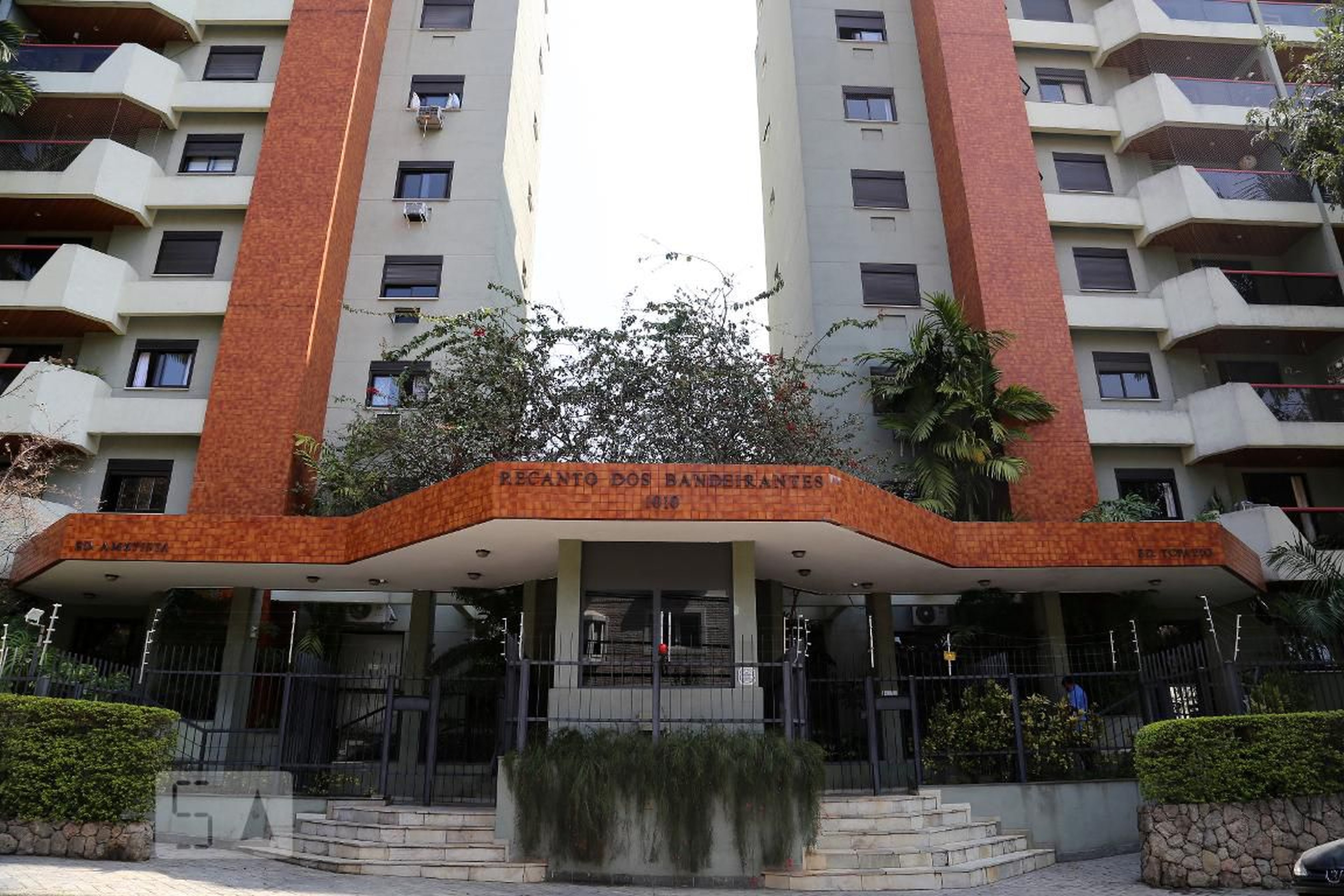 Fachada do Condomínio Condomínio Recanto dos Bandeirantes