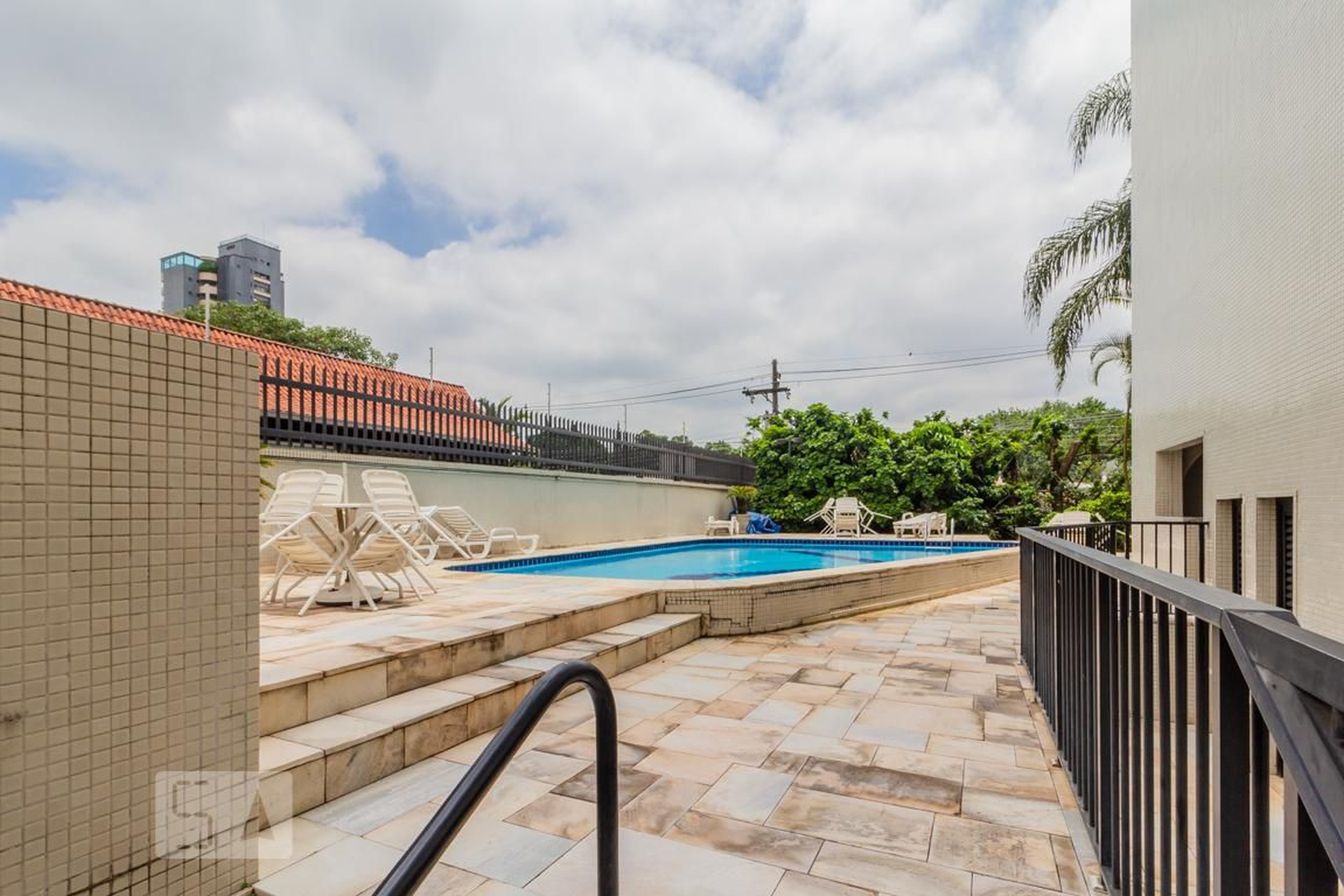 Piscina - Green Hill