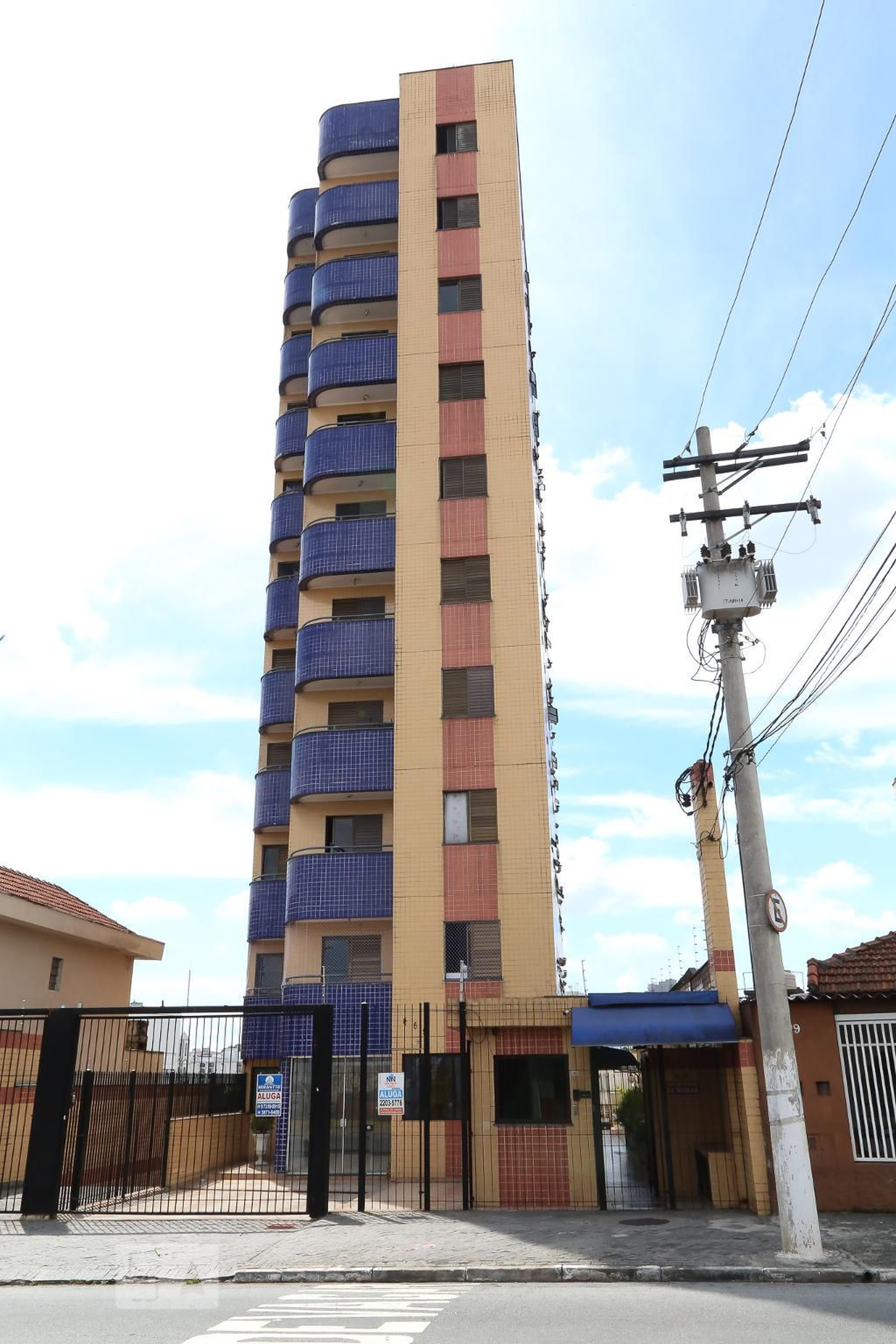 Fachada Condomínio em Avenida Guapira, 469