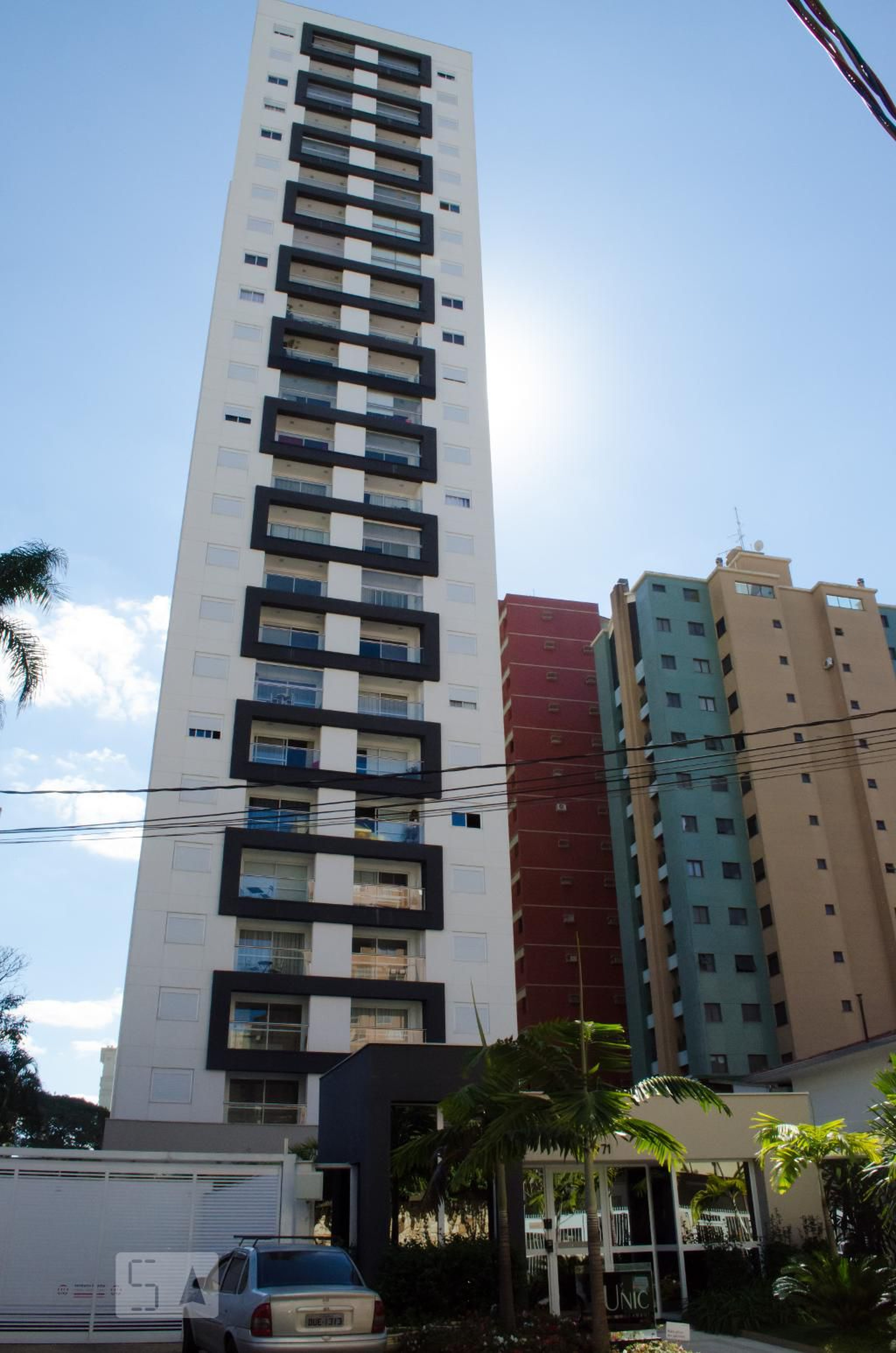 Fachada do prédio Condomínio Unic