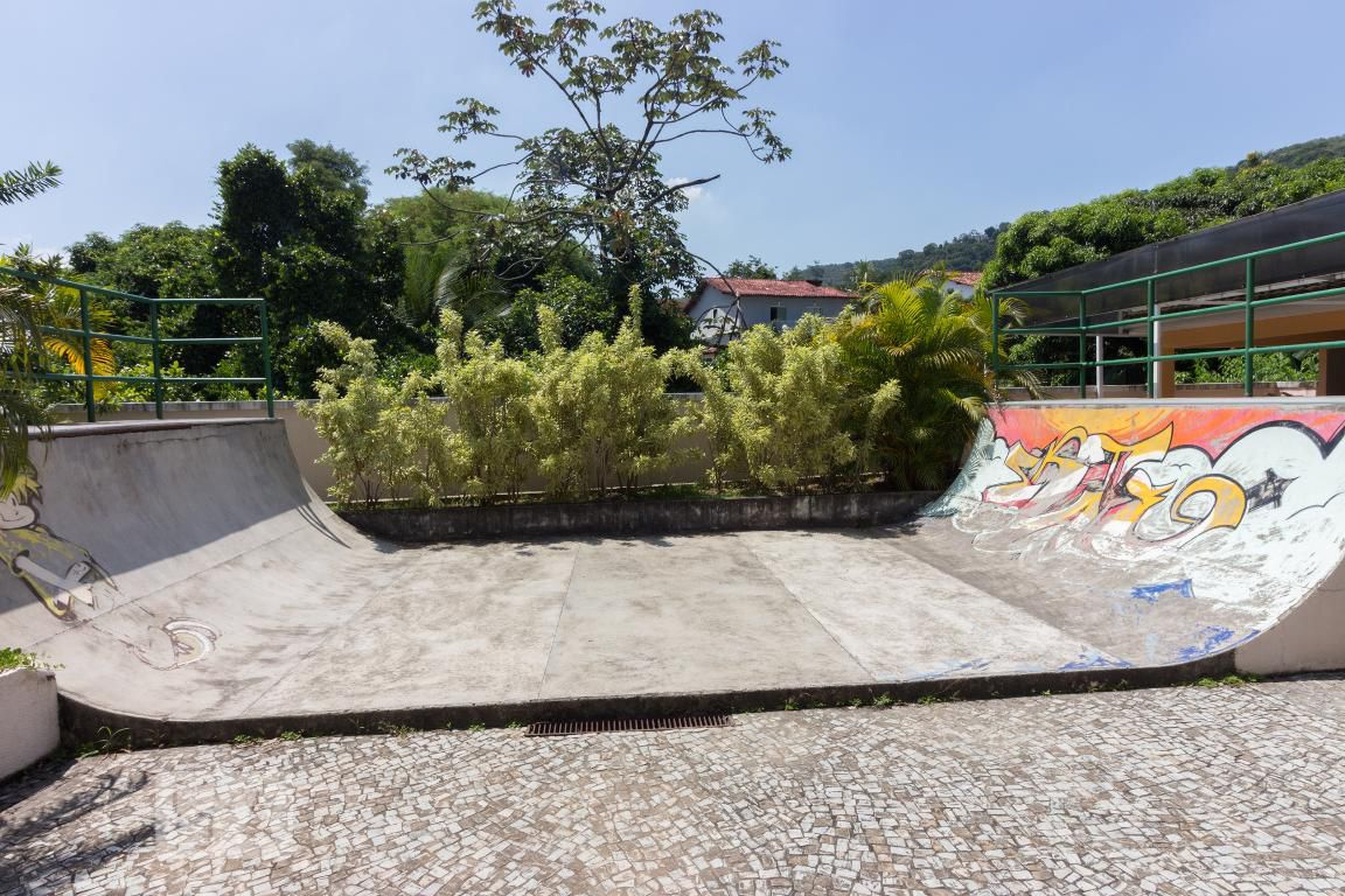 Pista de skate - Bella Vista Classic Houses