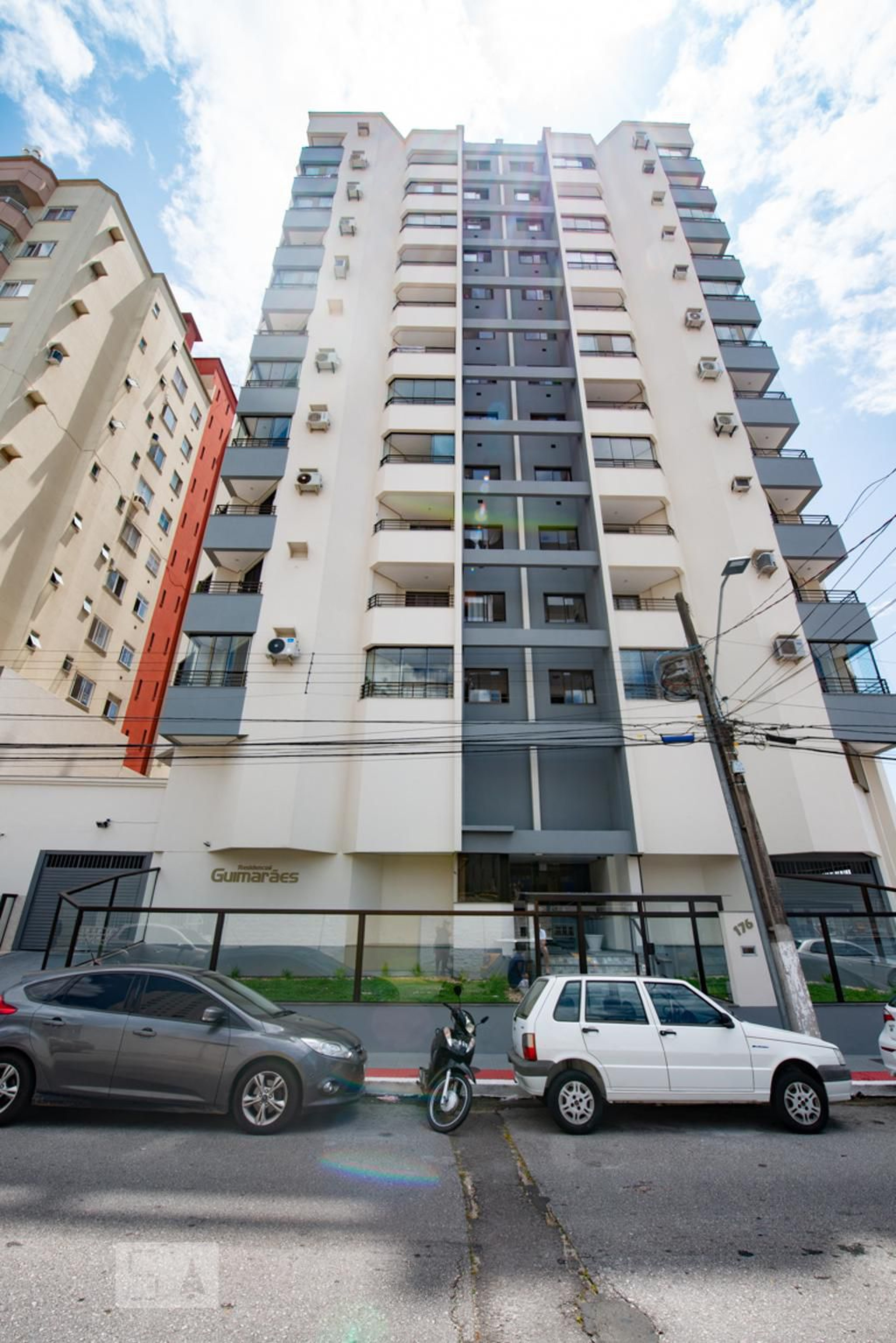 Fachada Residencial Guimarães