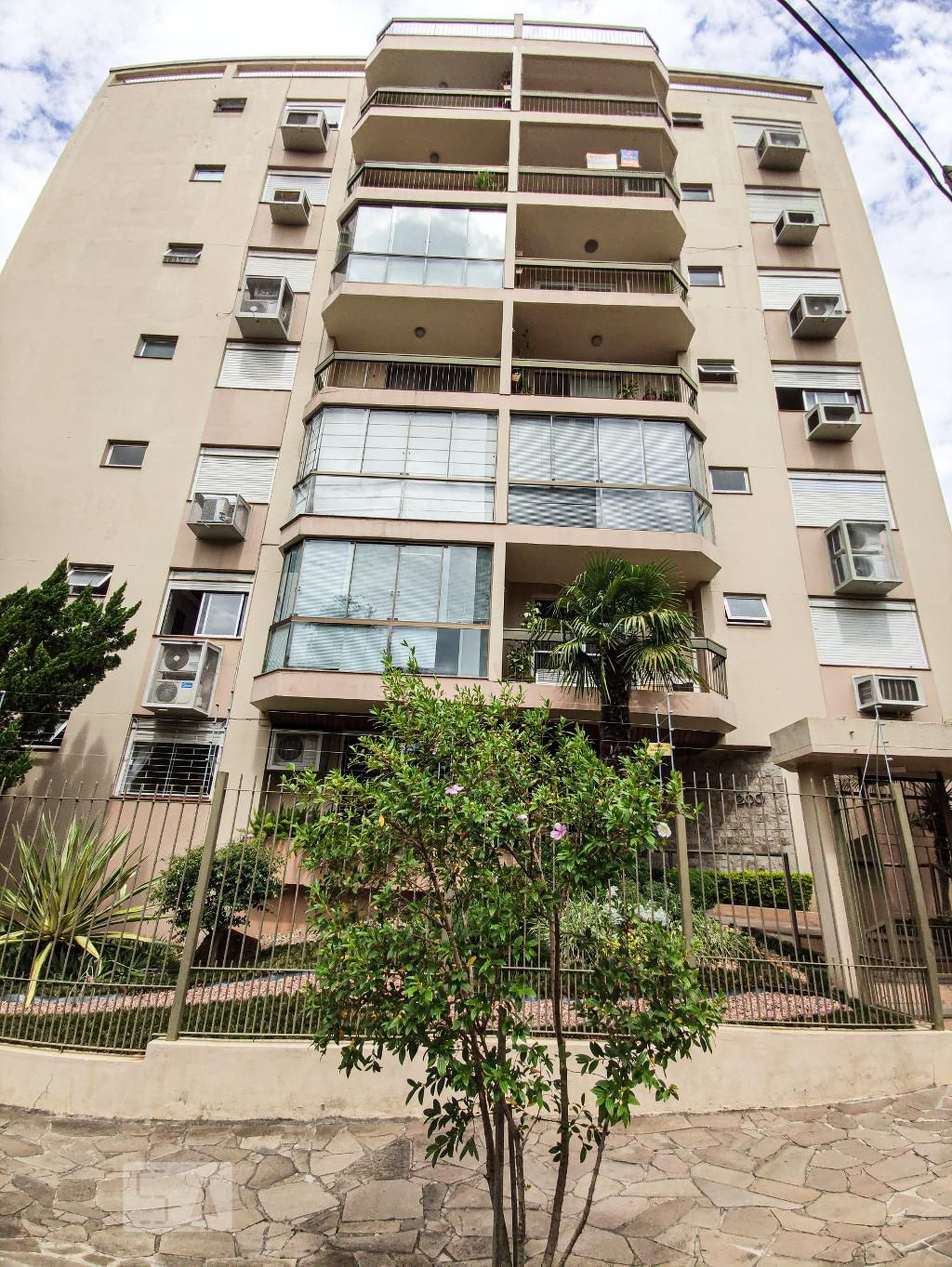 Fachada do Prédio Condomínio em Rua Onze de Junho, 200