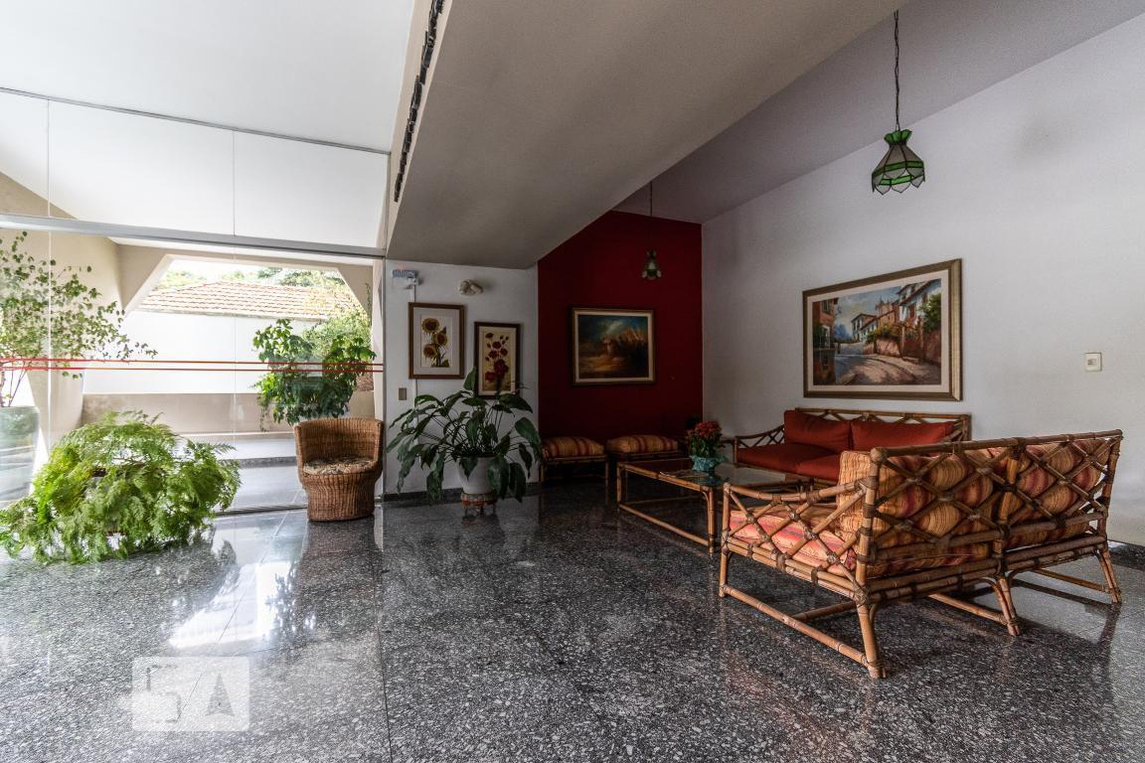 Hall - Afonso Aliperti