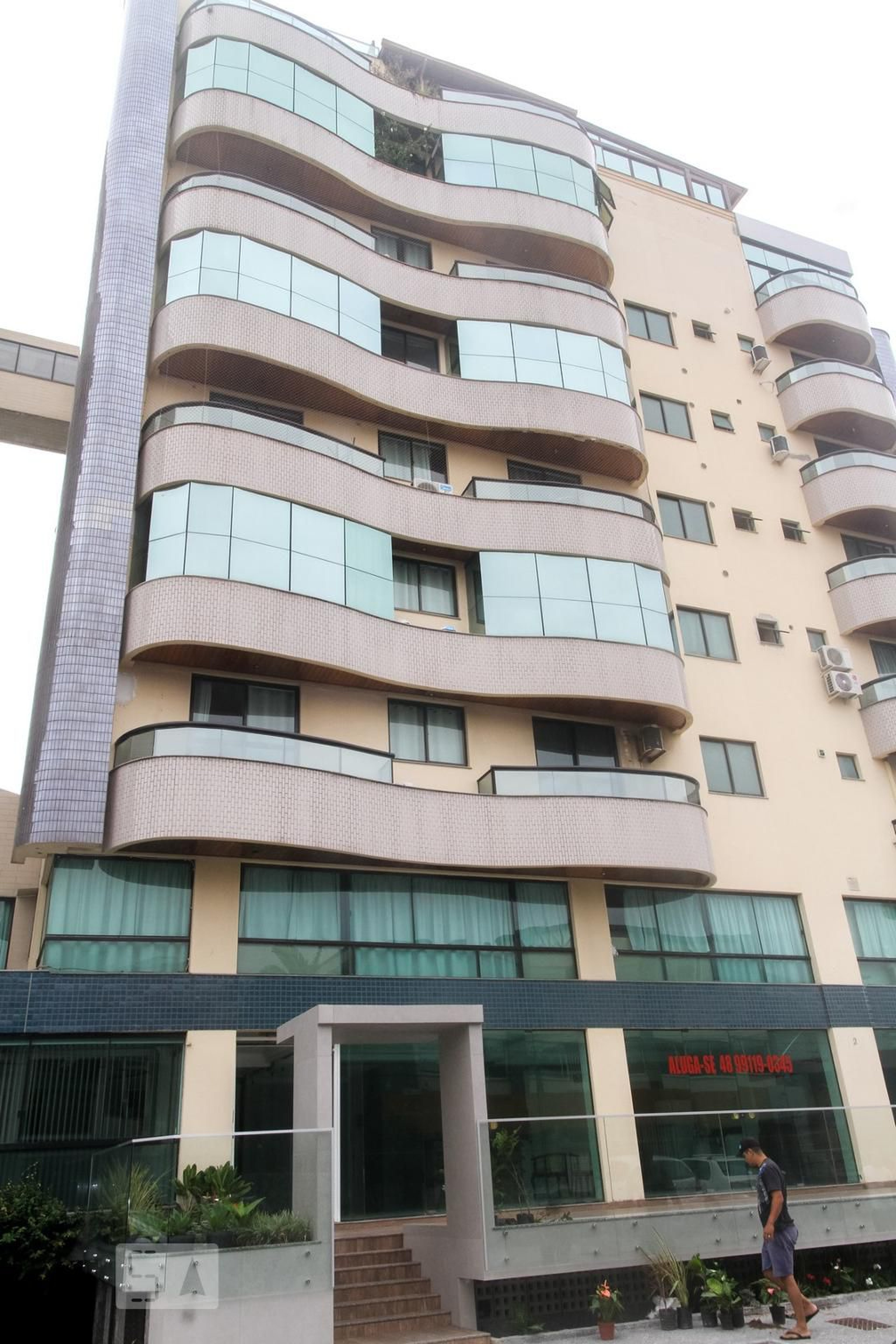 Fachada Condomínio em Rua Tiradentes, 2