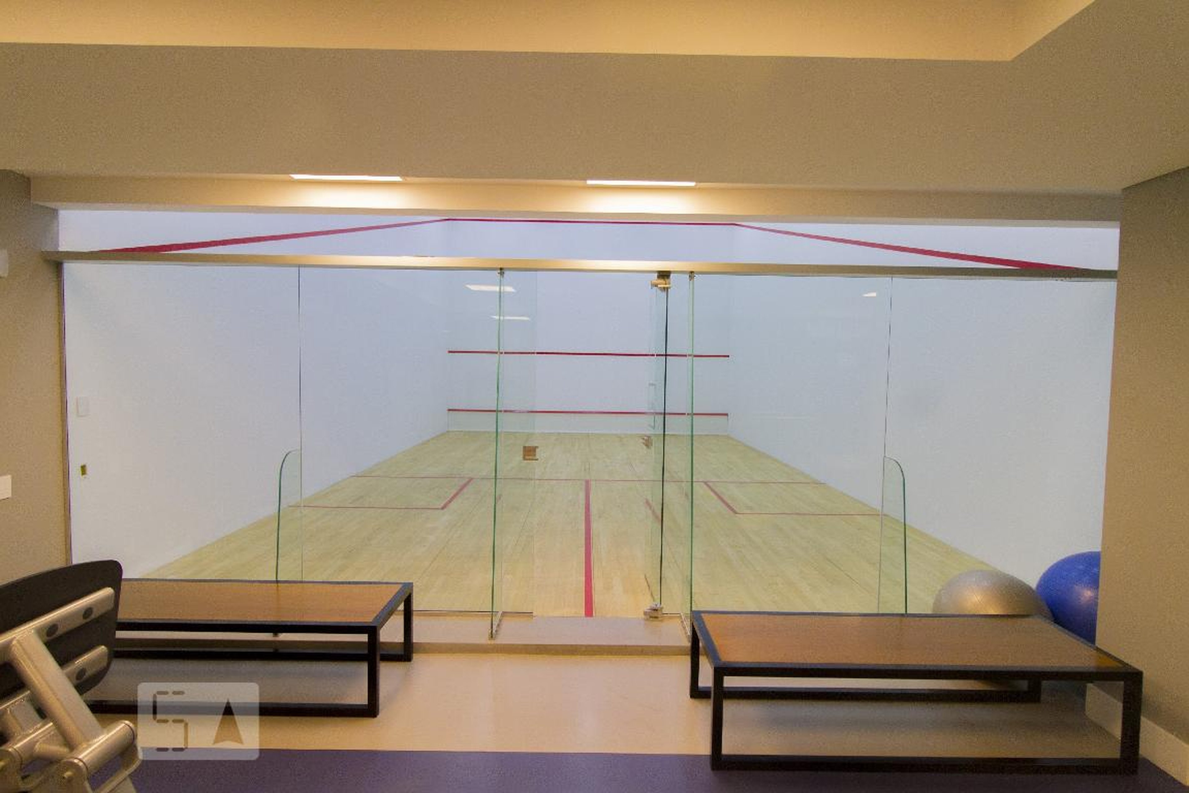 Quadra de Squash - D/One Home Design