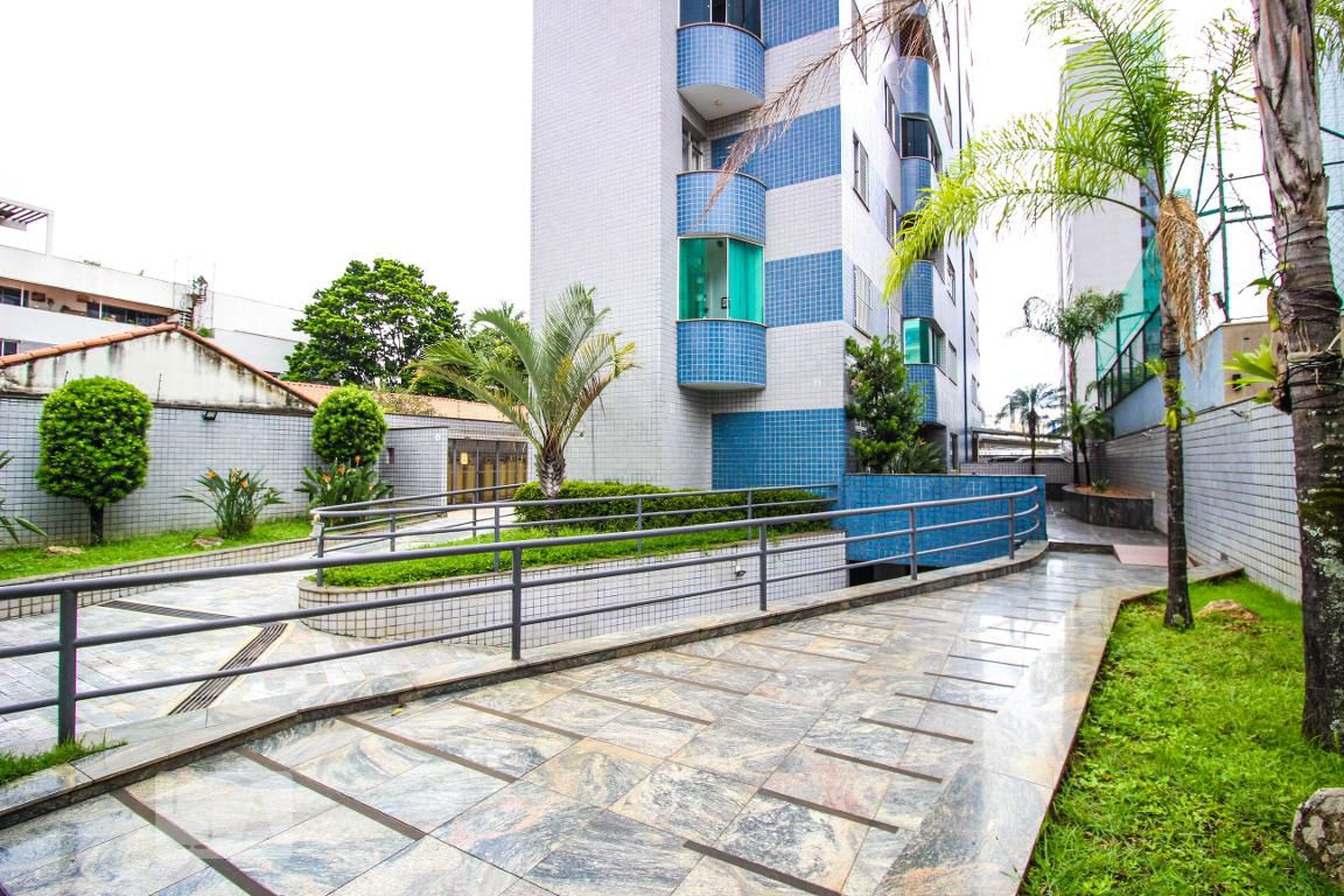 Área Externa - Edifício Laura