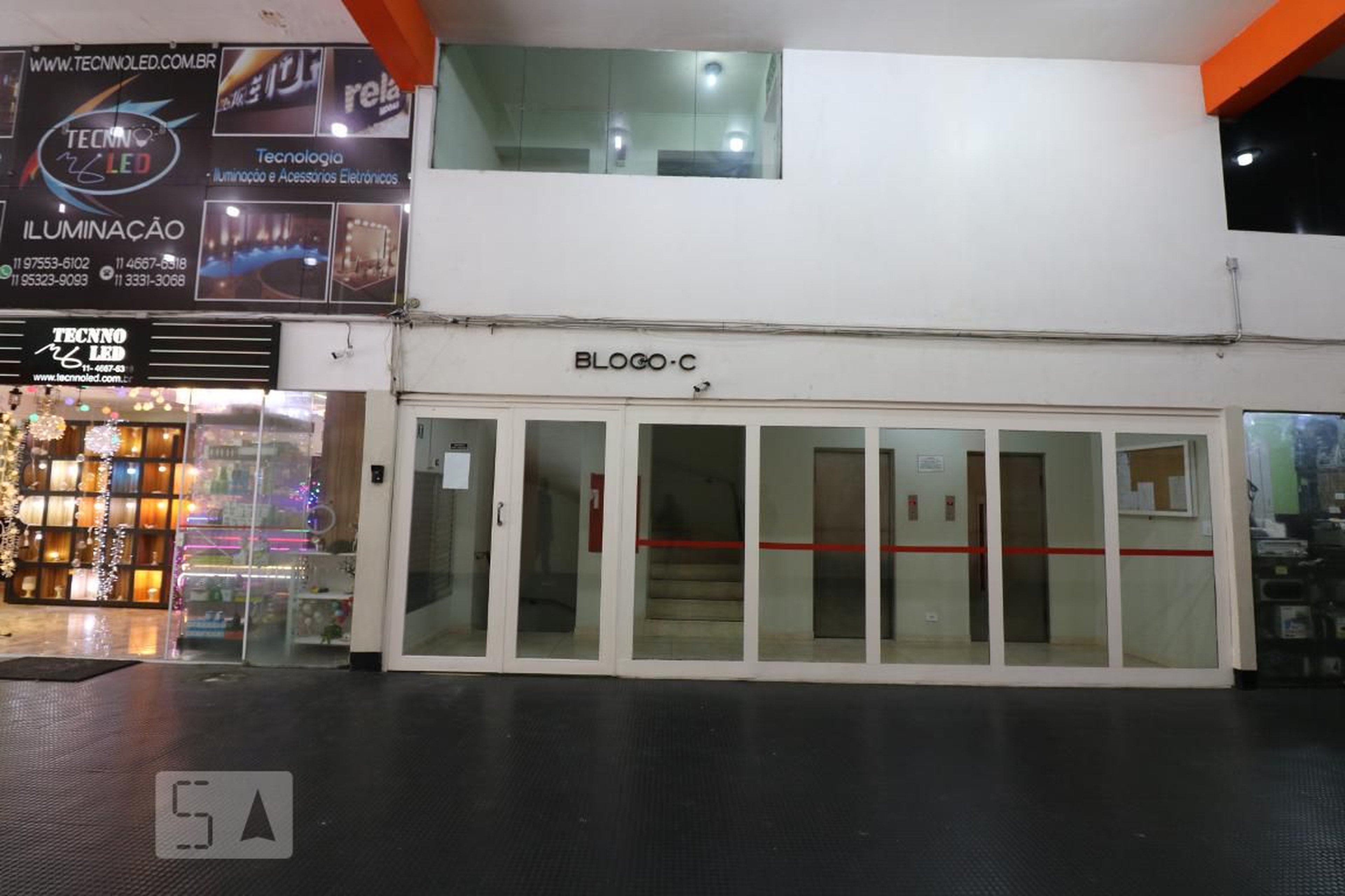 Hall de Entrada - Edifício Almira Gonçalves