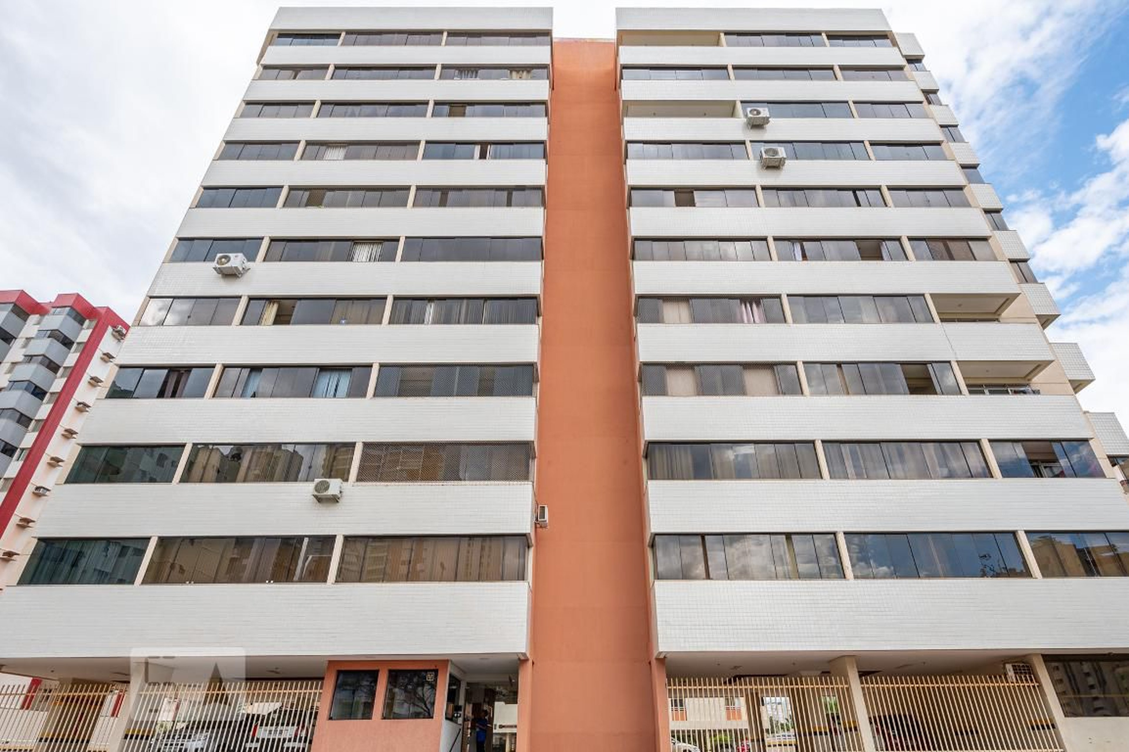 Fachada Edifício Porto das Águas