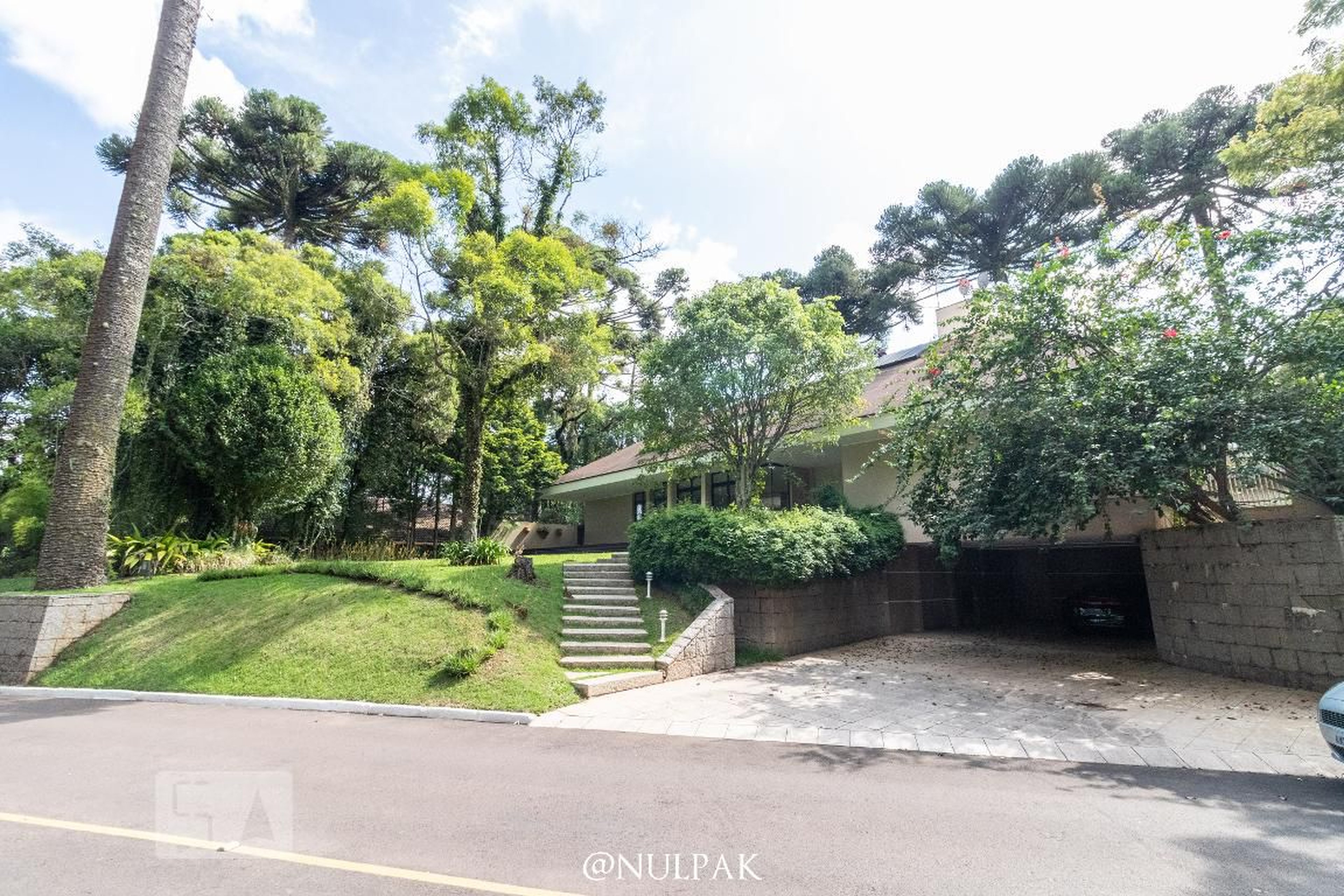 Fachada Condomínio Horizontal Village Saint Moritz