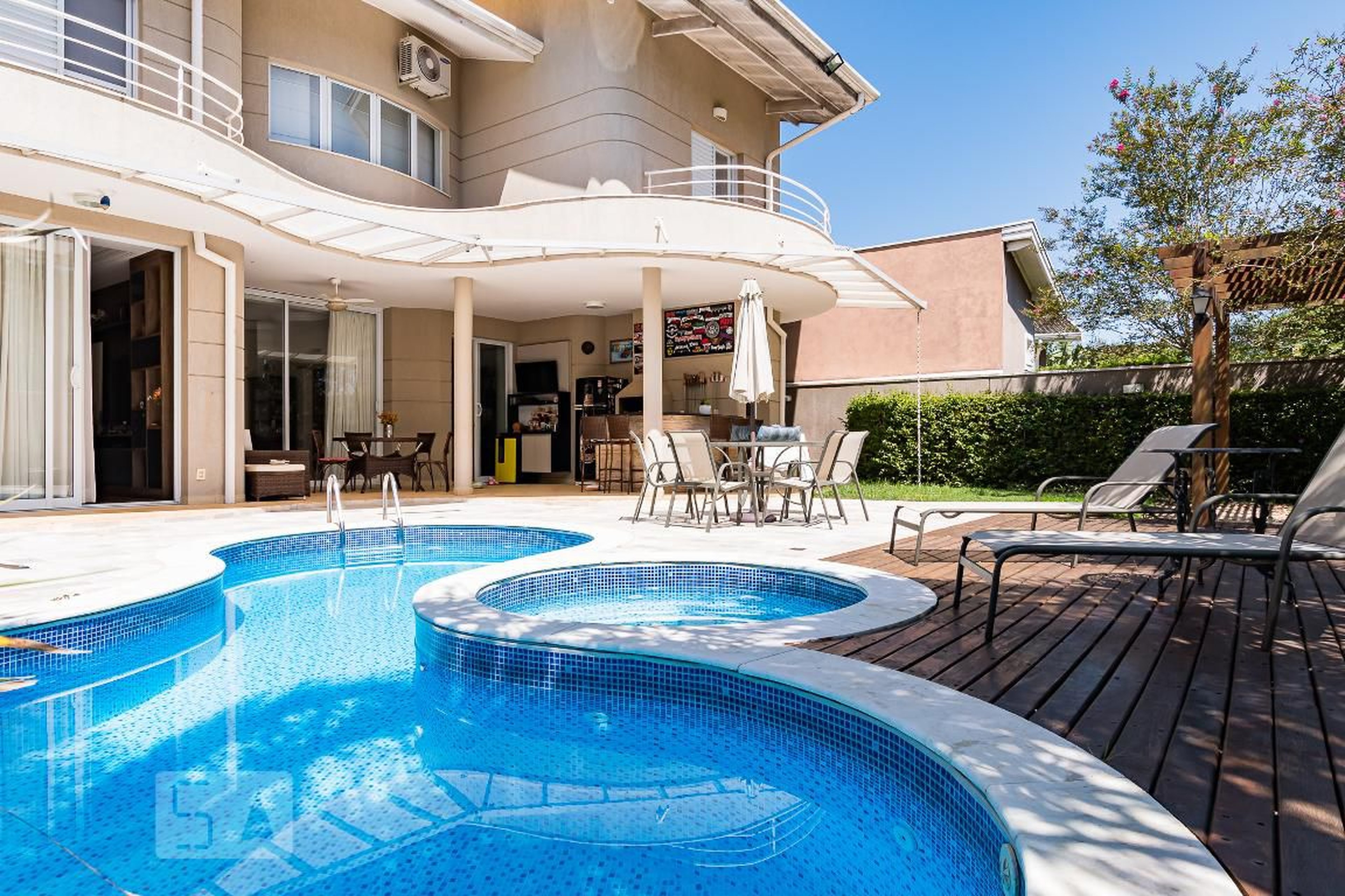 Área Externa - Riviera Barão