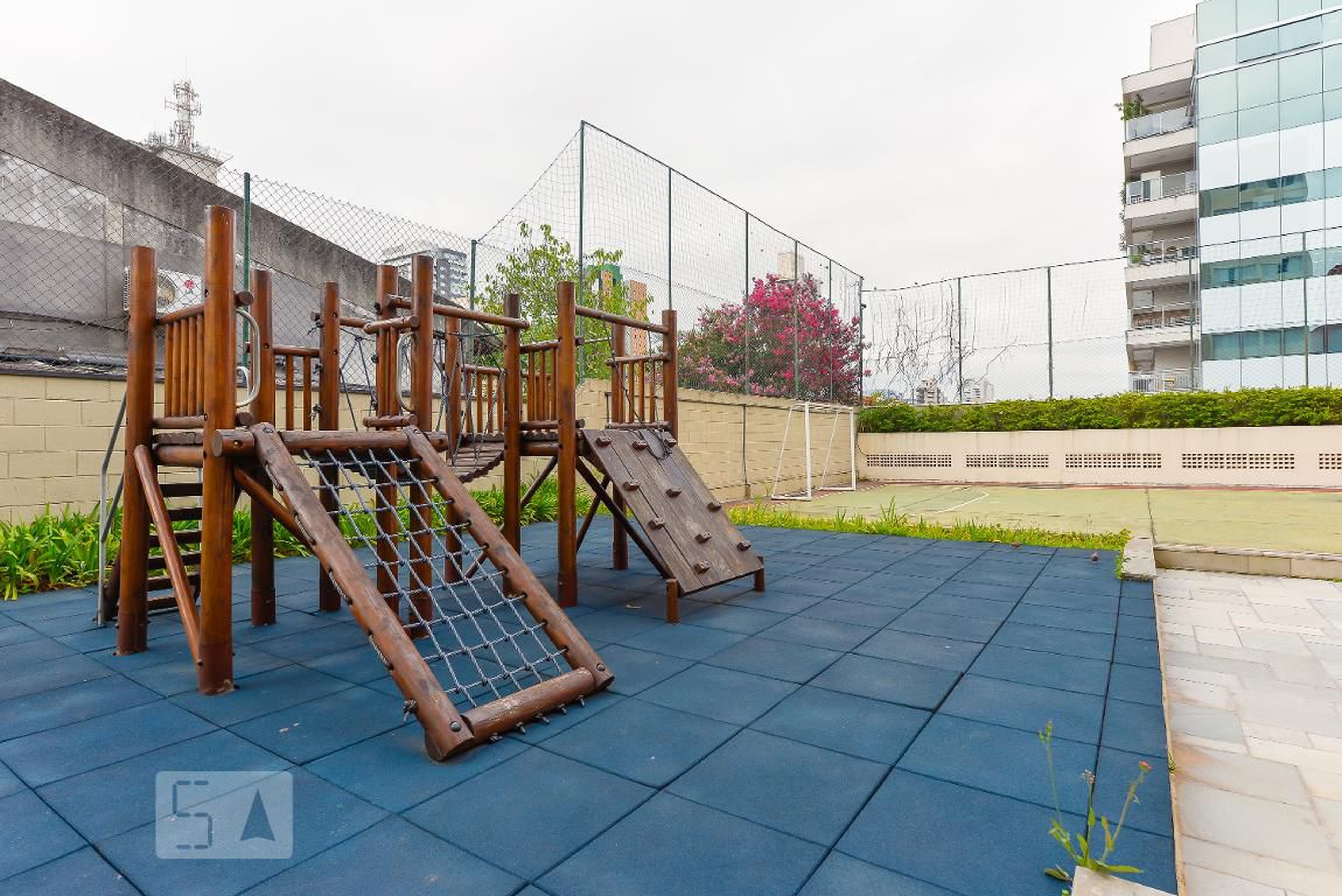 Playground - Fradique Coutinho