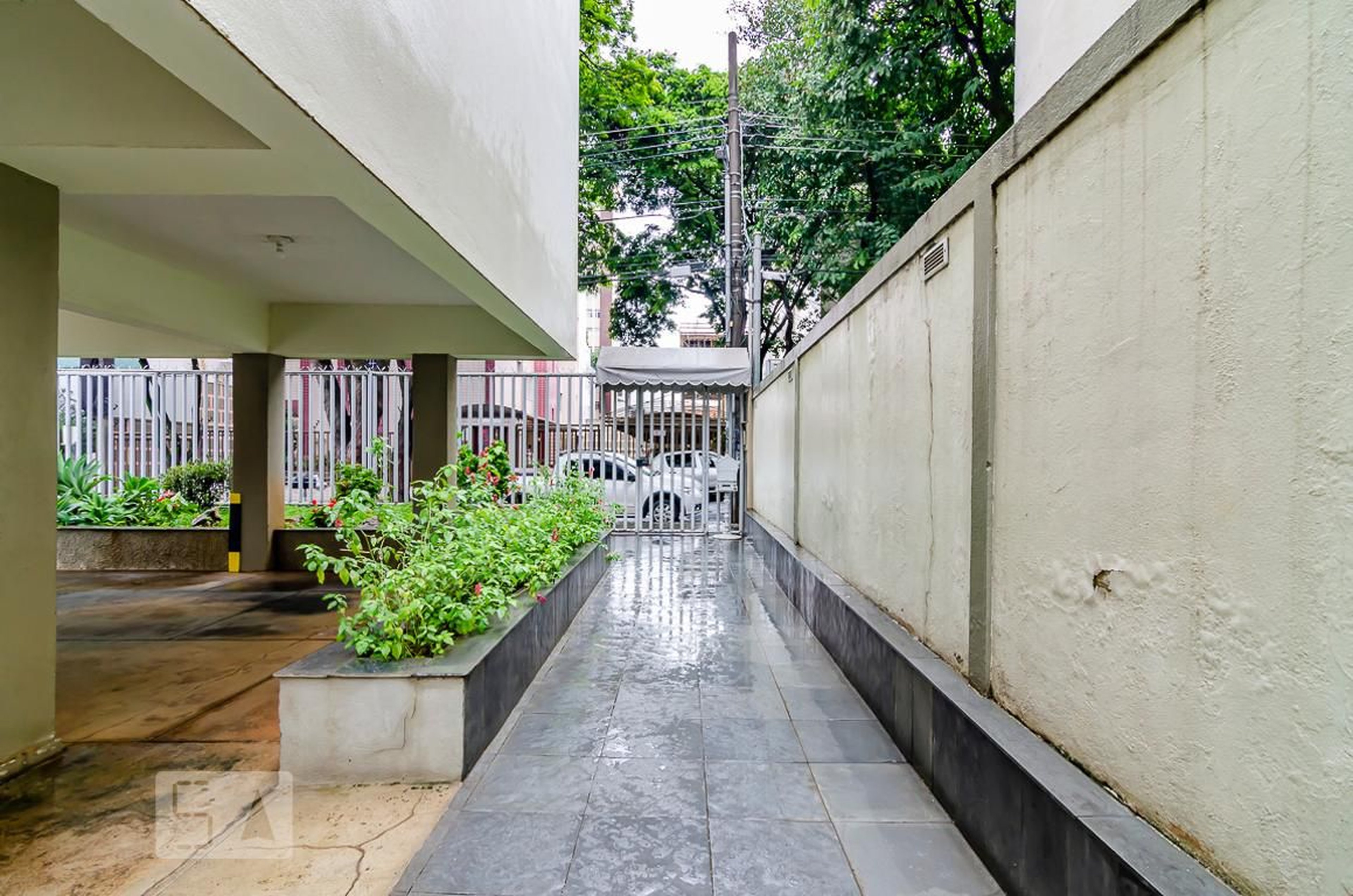 Entrada - Edifício Daniela