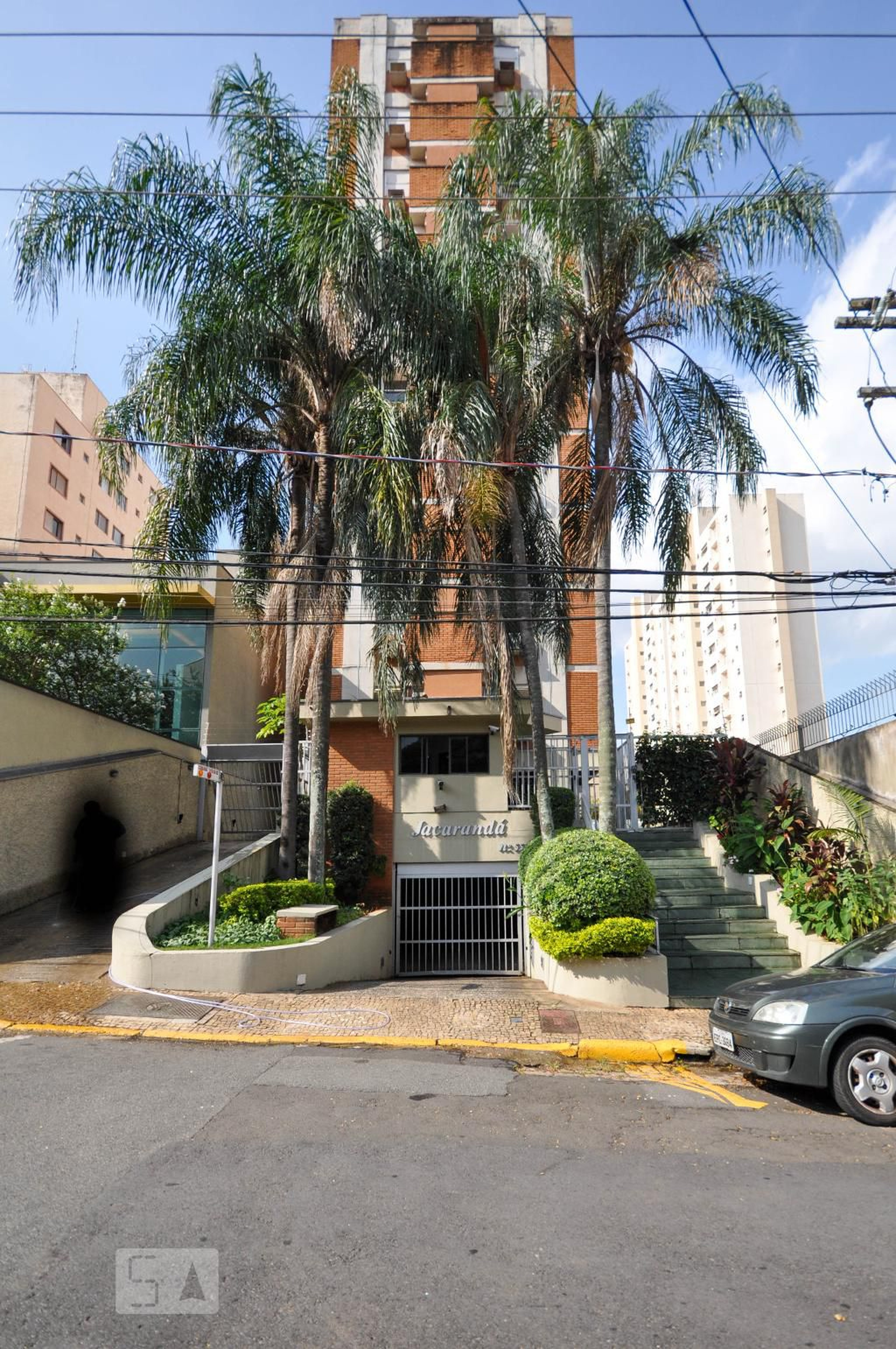 Fachada do Prédio Condomínio em Rua Hilário Magro Júnior, 55