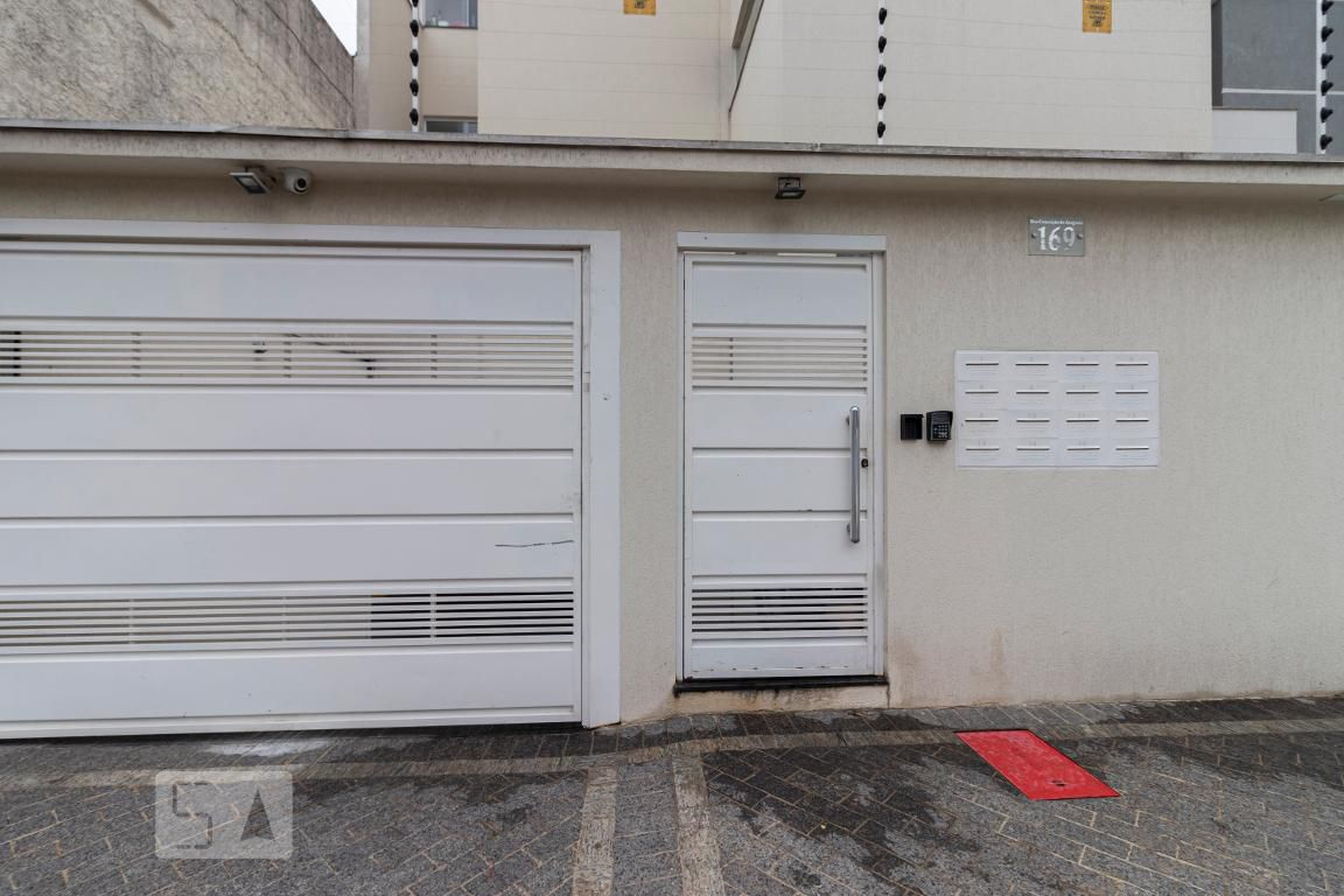 Fachada do Condomínio Condomínio Souza Paiva