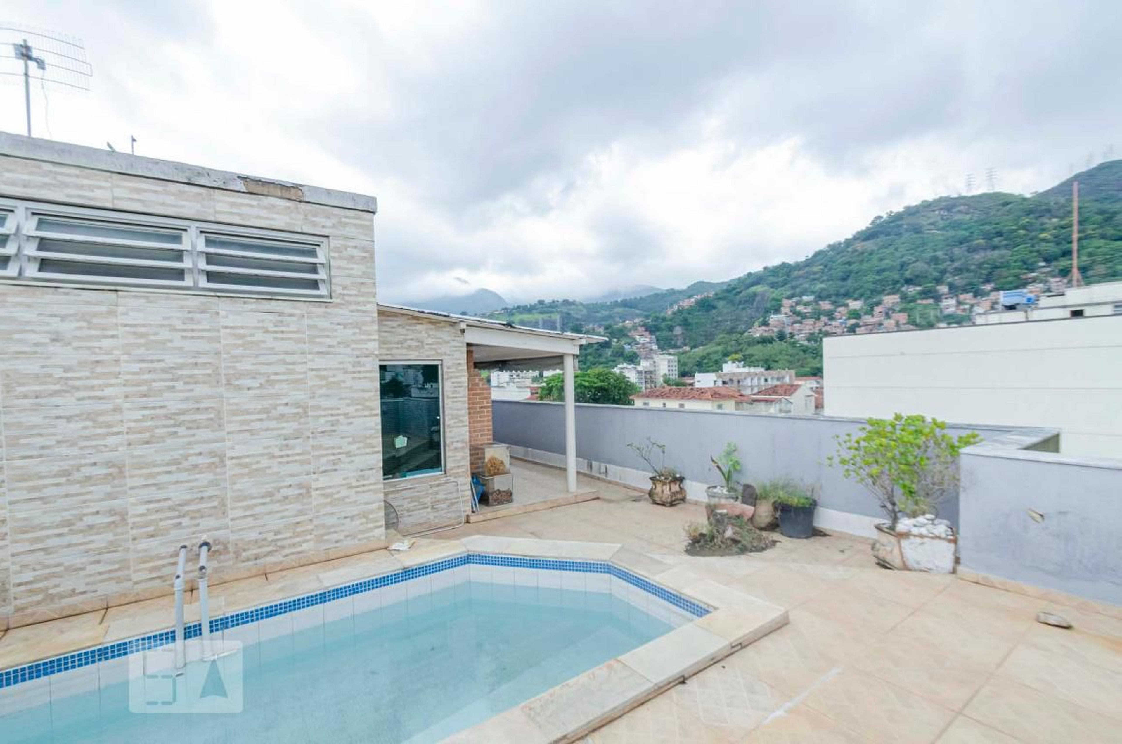 Piscina - Mar de Lis