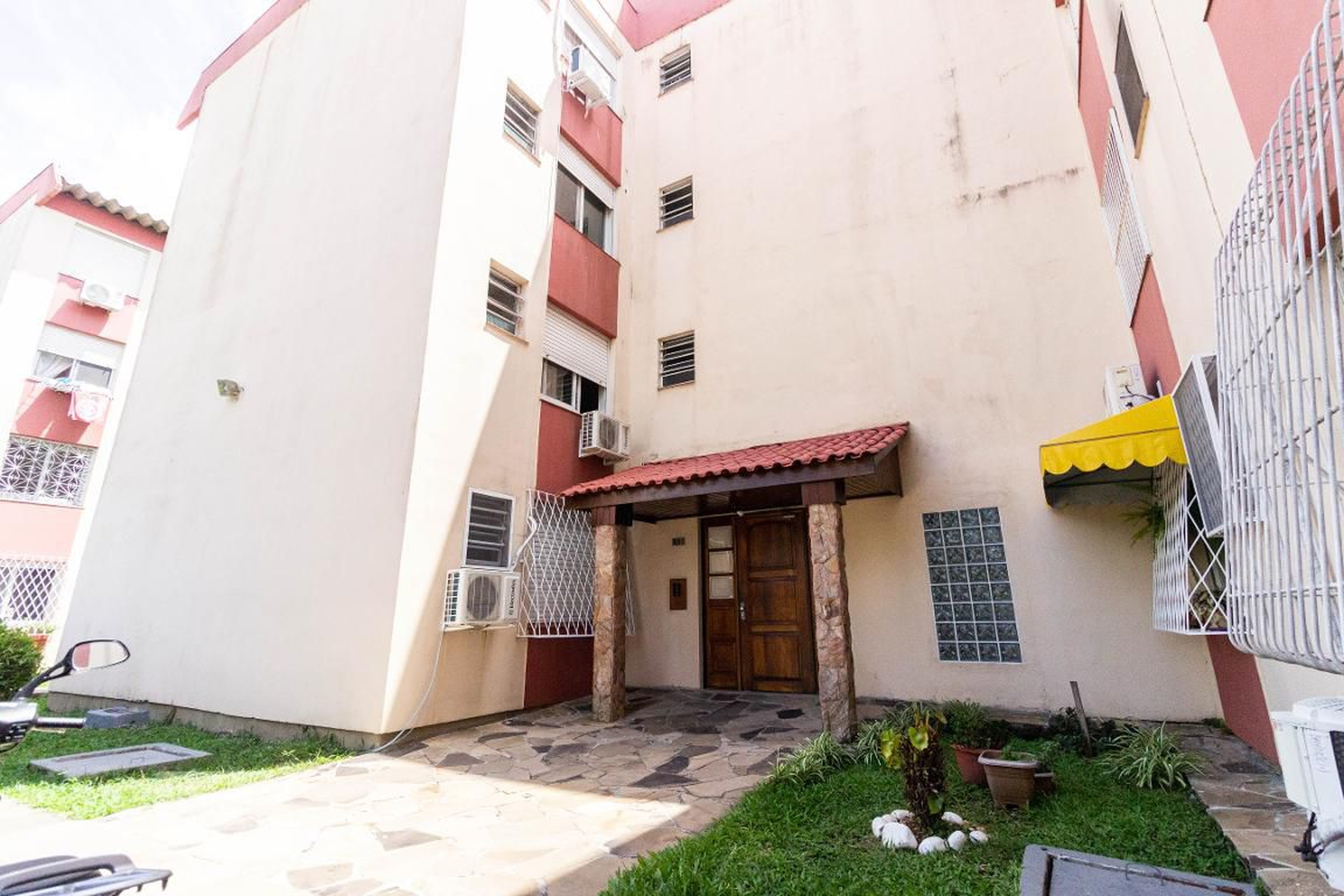 Prédio Condomínio Crédito Real