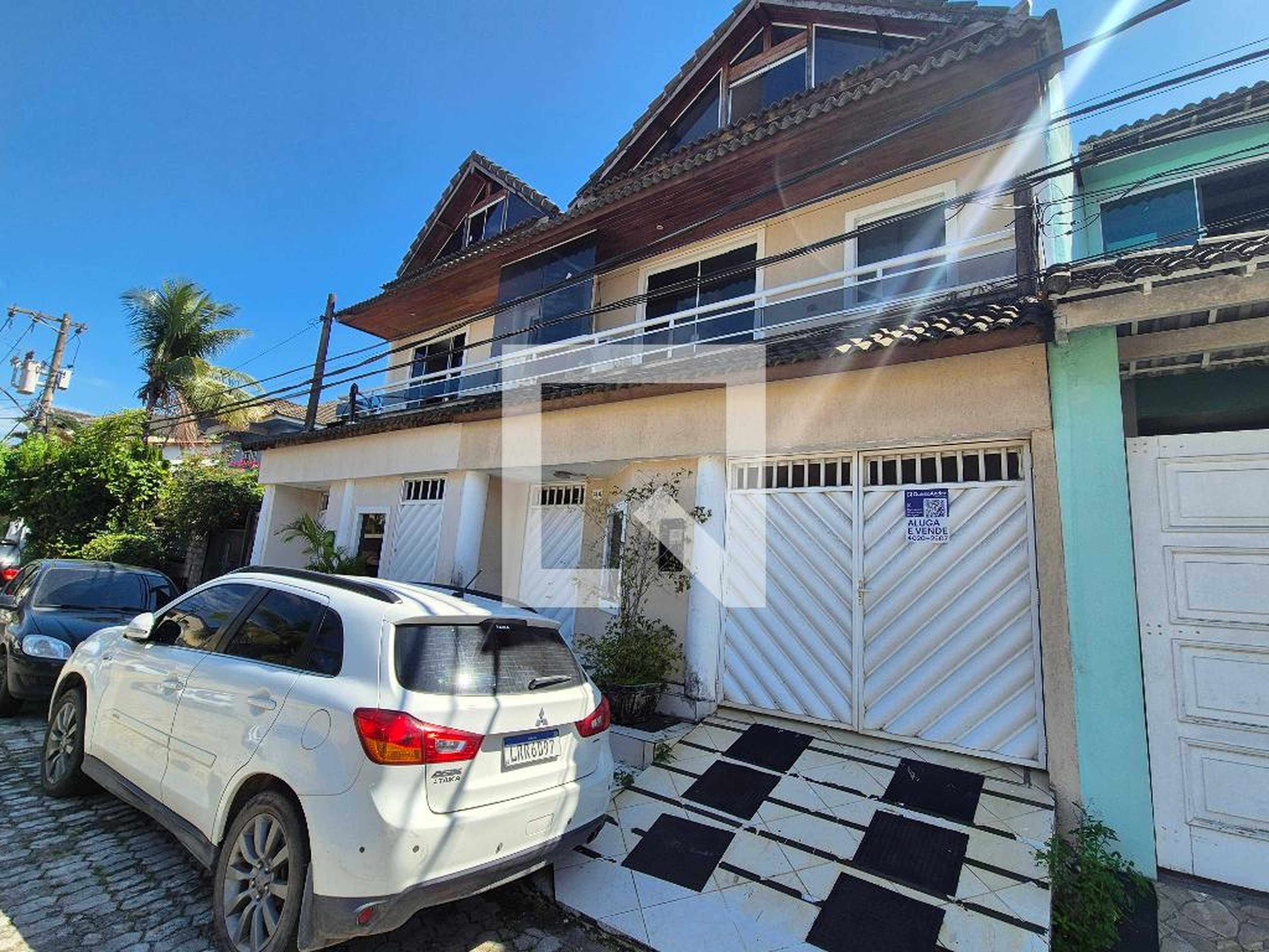 Fachada Condomínio em Rua José Duarte, 2