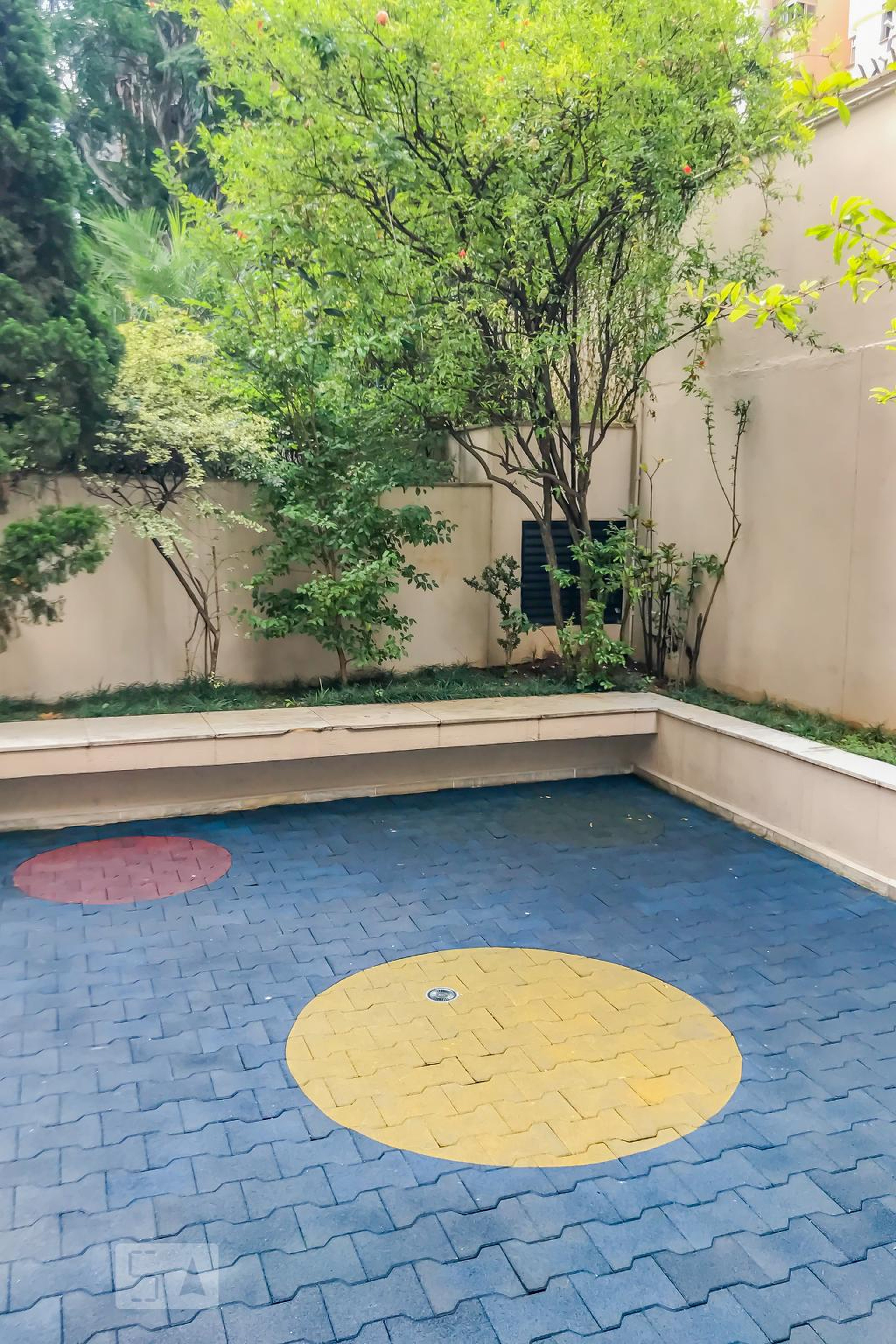Playground - Le Vert