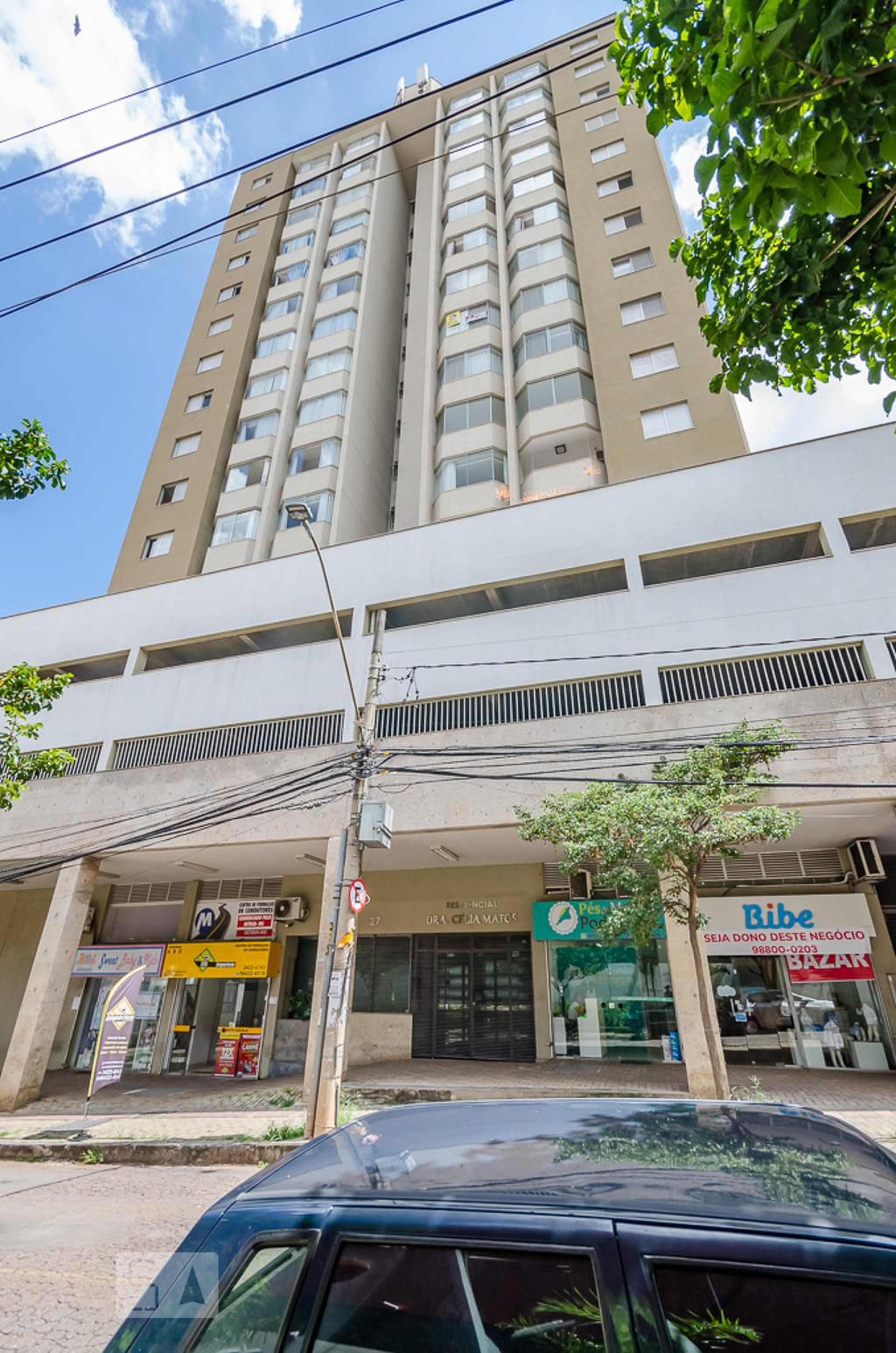 Fachada Condomínio Dra. Celia Matos