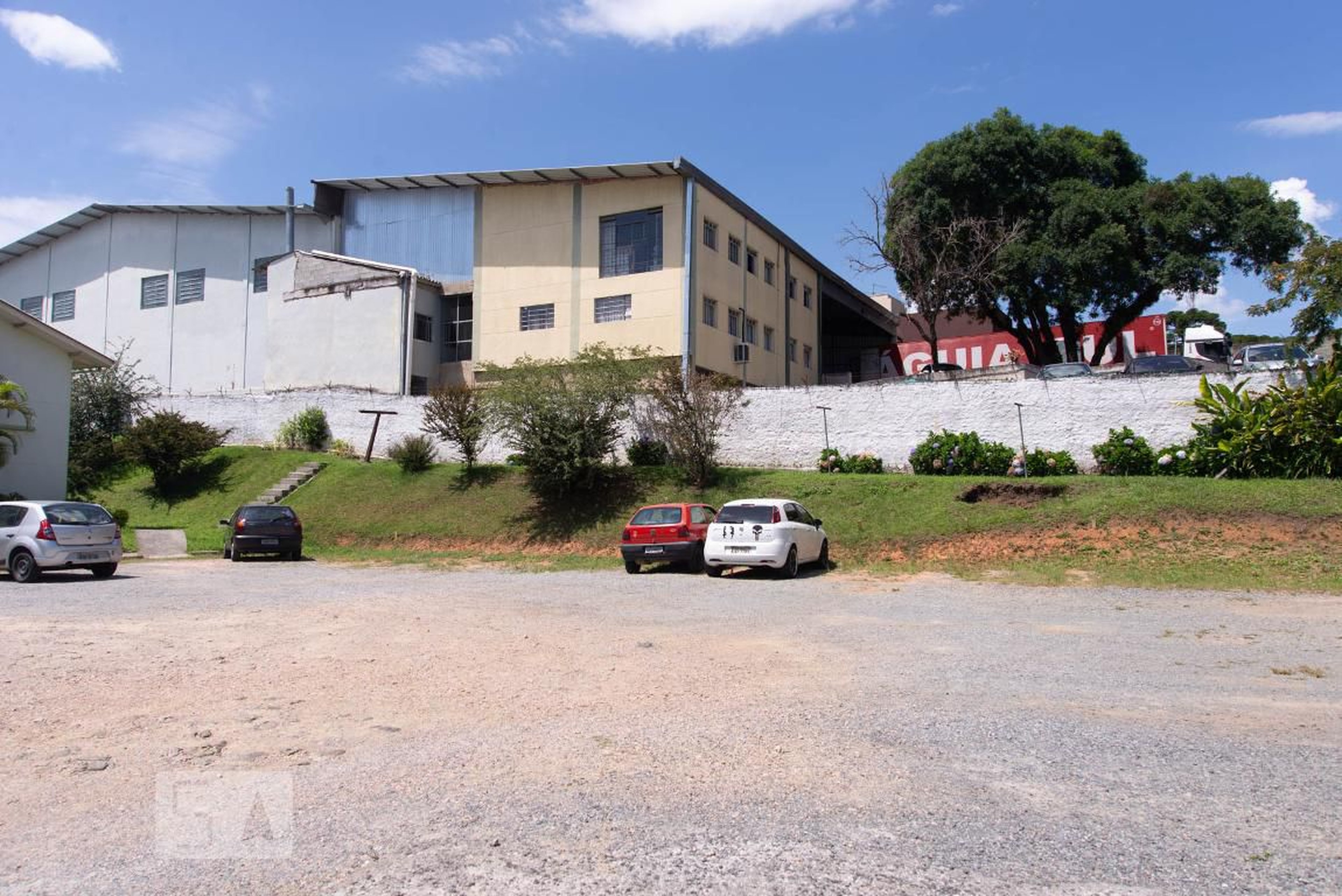 Estacionamento - Santa Cândida II