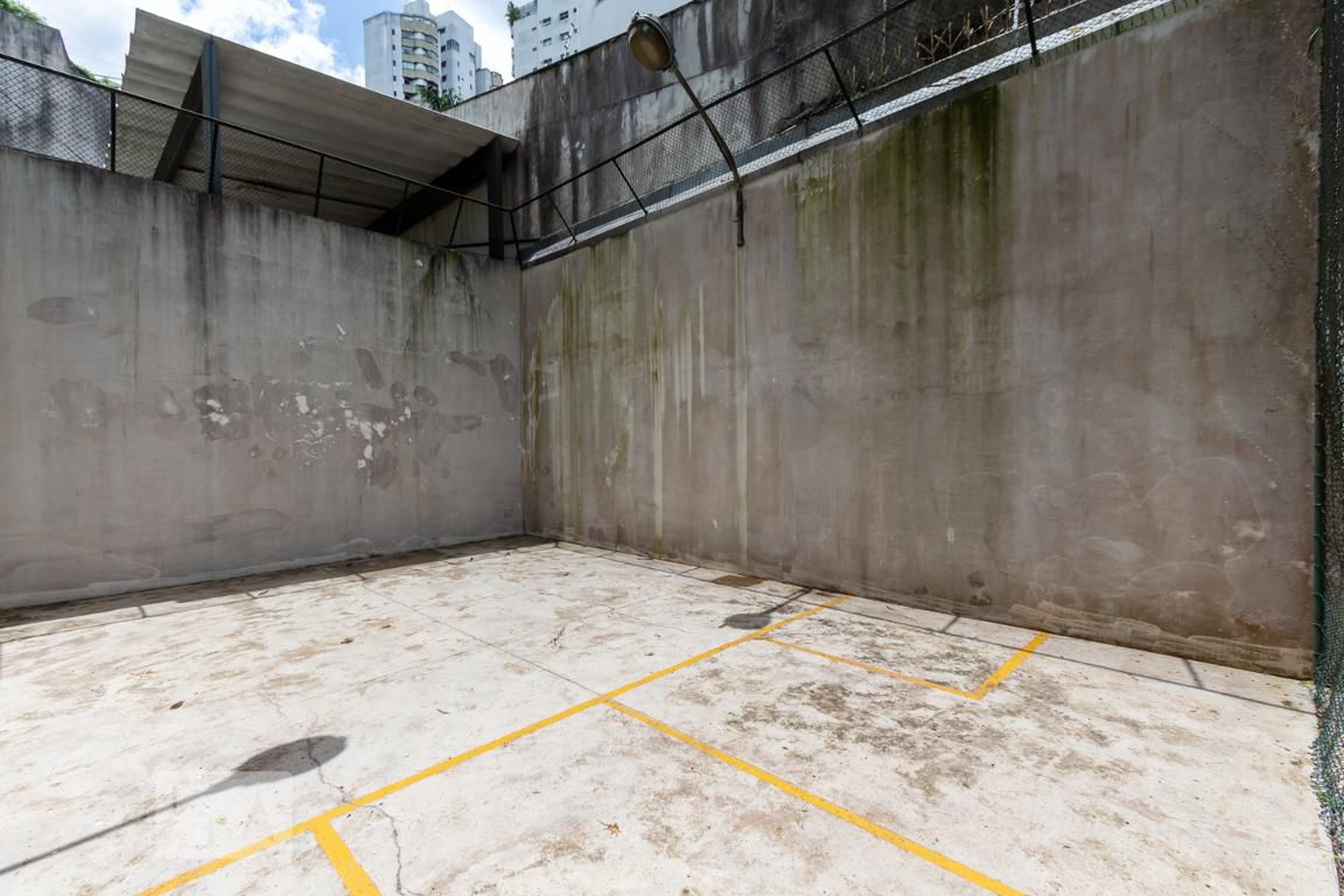 Quadra de squash - Roof