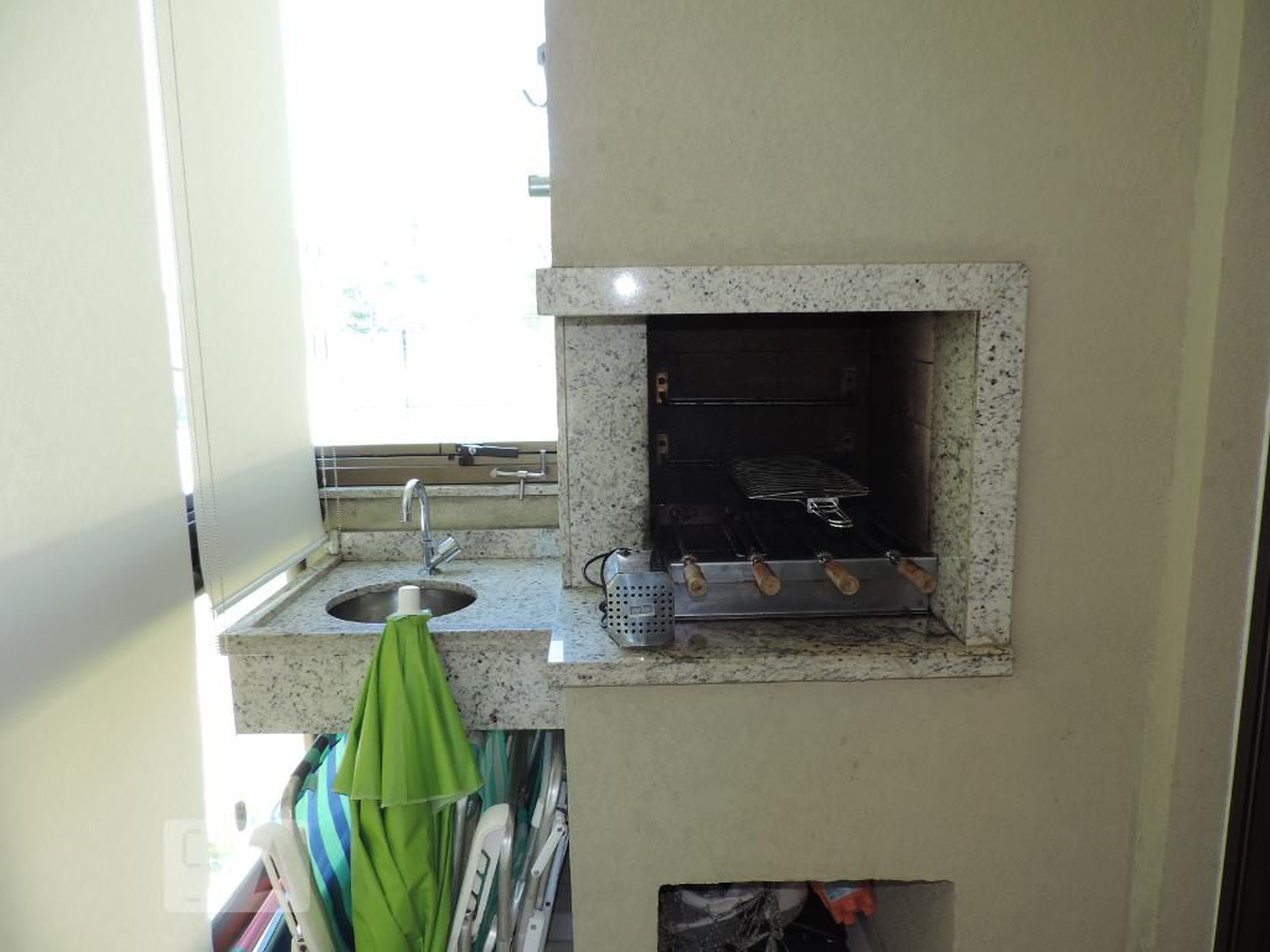 Churrasqueira - Laz Rosas Village