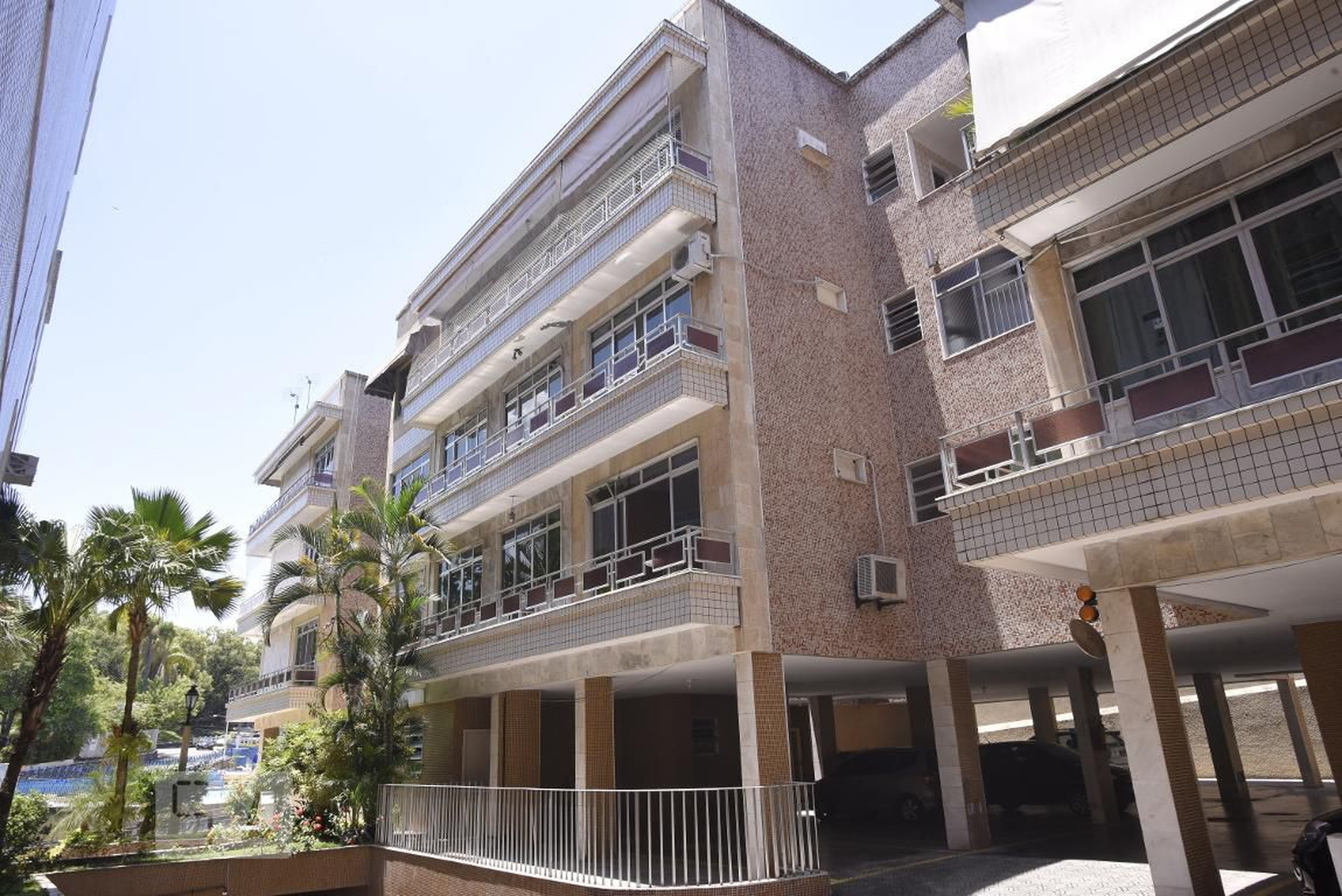 Fachada Edifício Recanto da Ilha