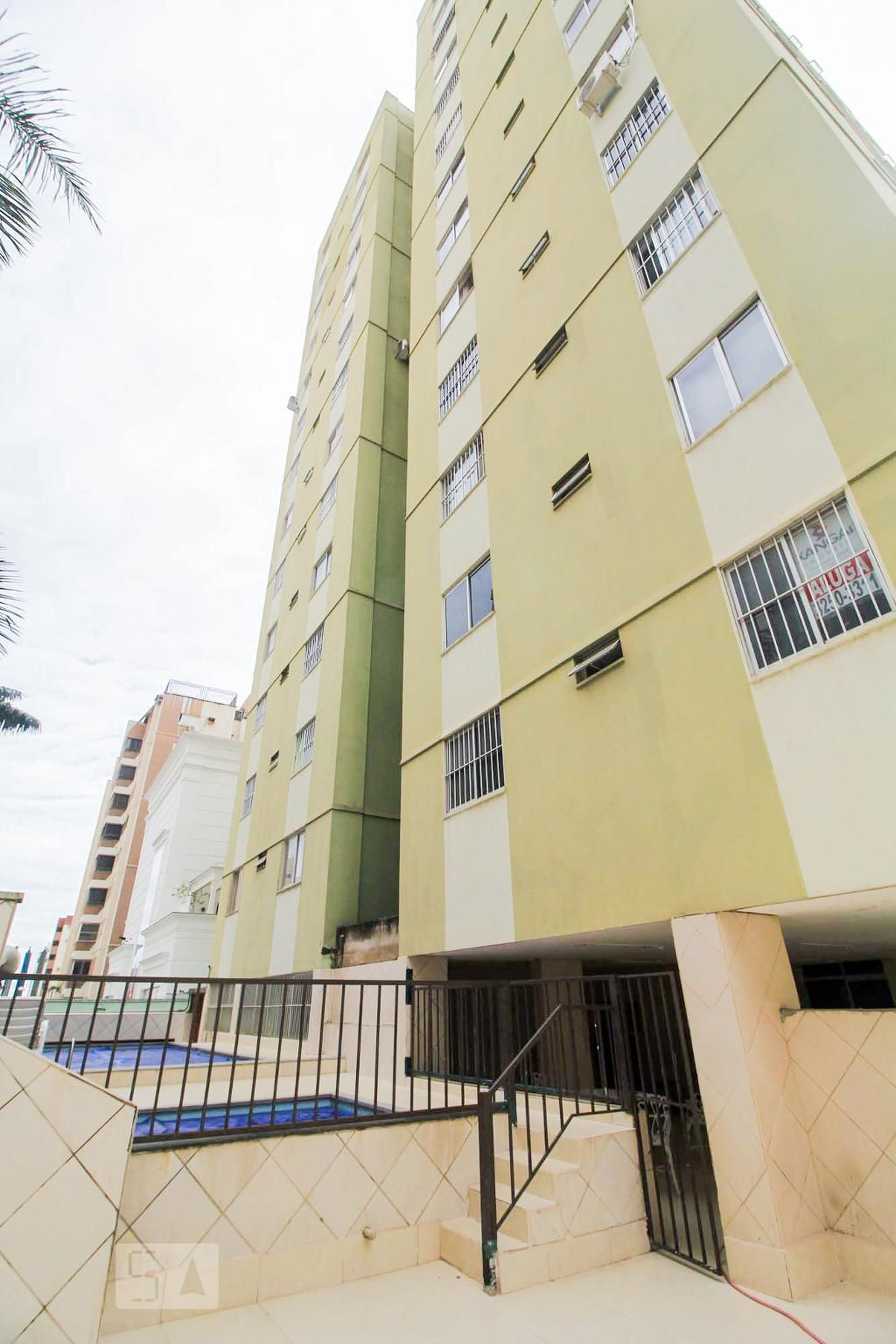 Fachada do Prédio Condomínio em Rua T, 136