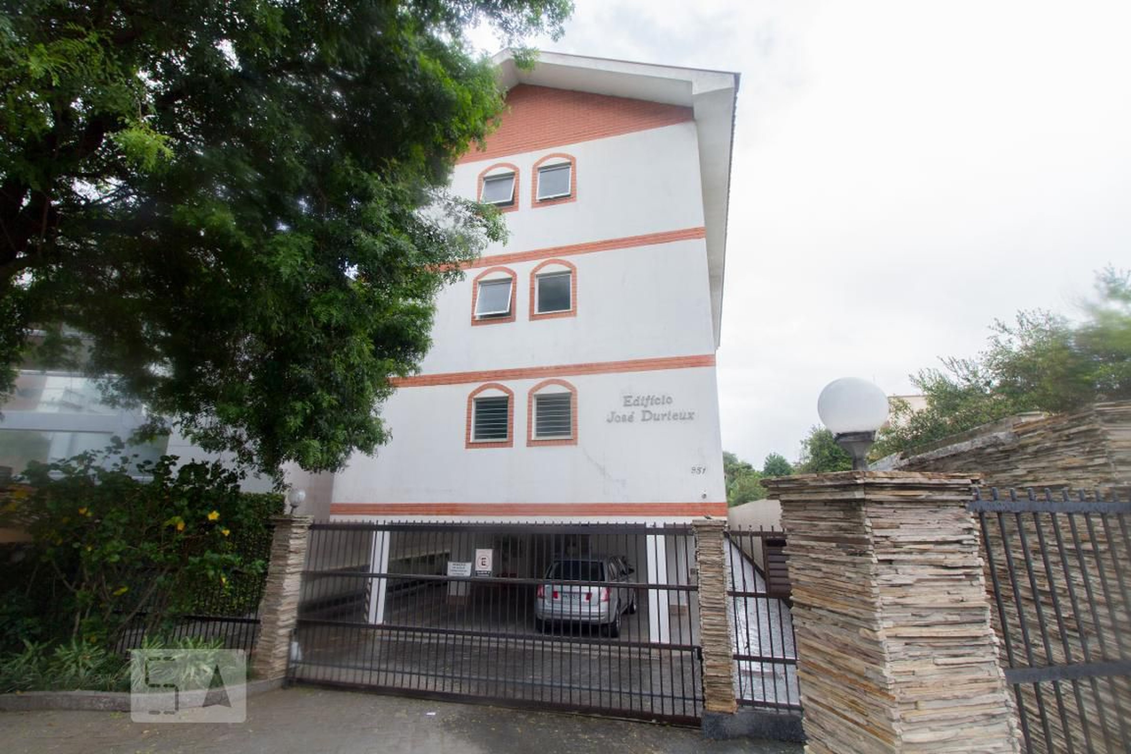 Fachada do Condomínio Condomínio José Durieux