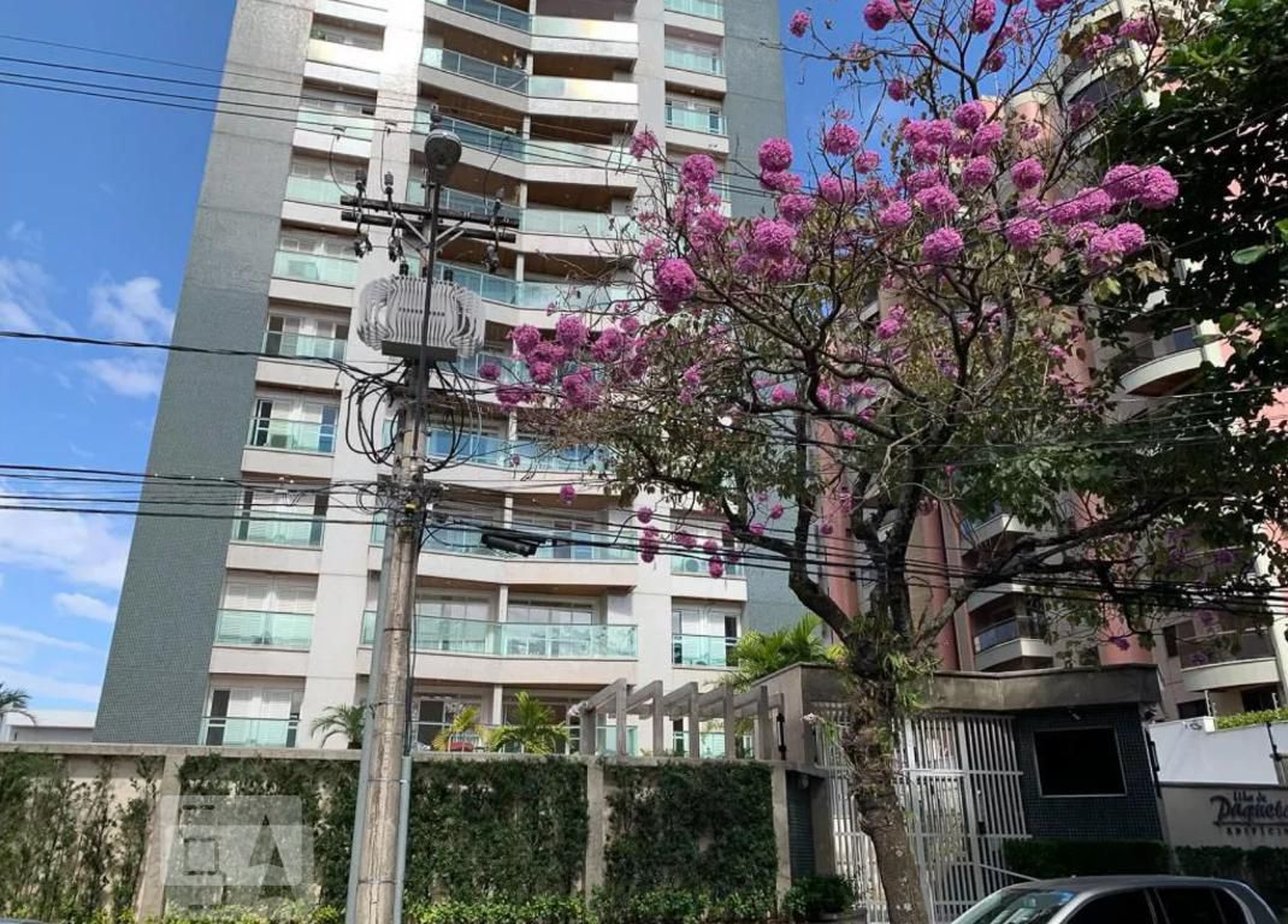 Fachada Condomínio em Rua Santo Antônio, 92