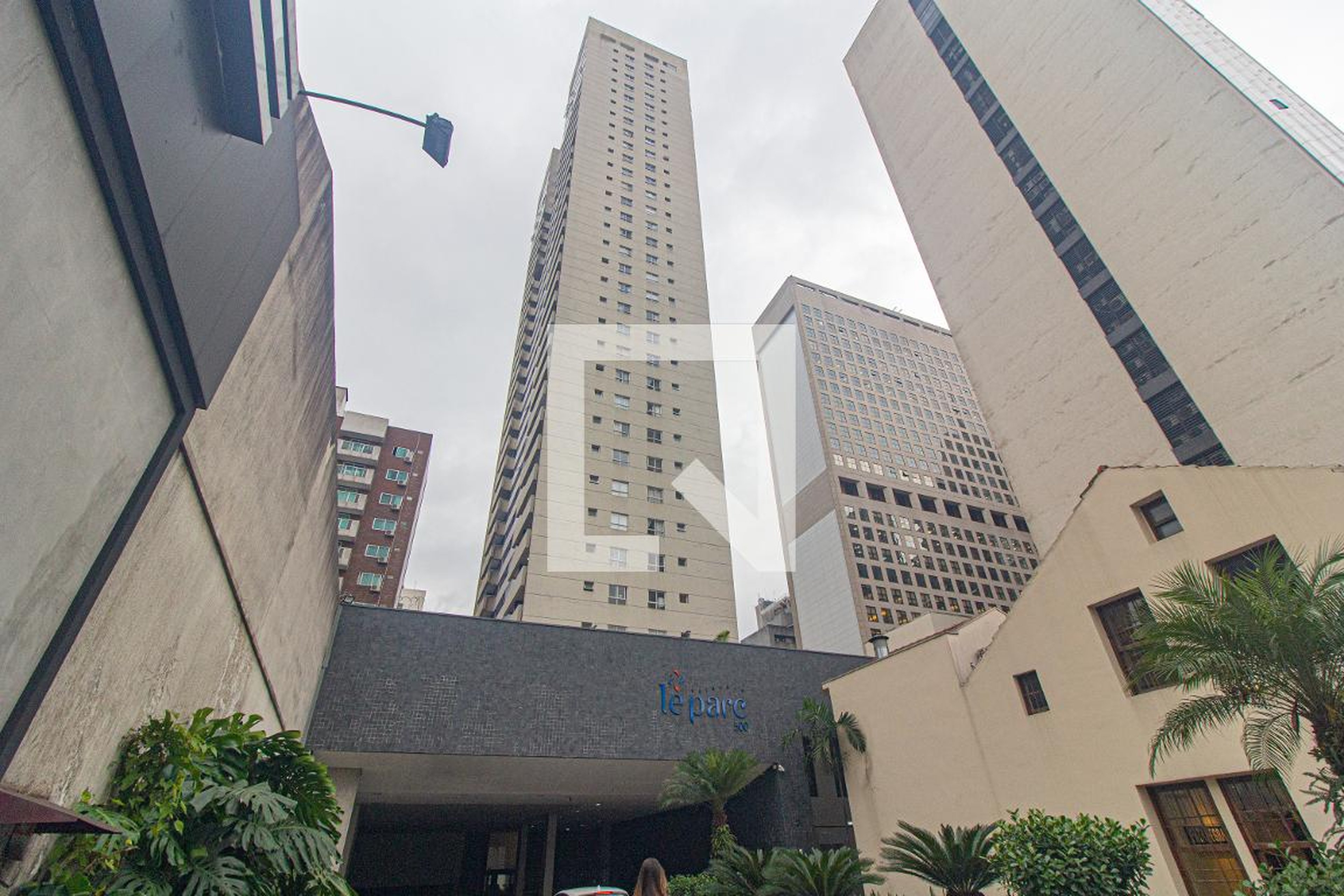 Fachada do Prédio Condomínio Le Parc