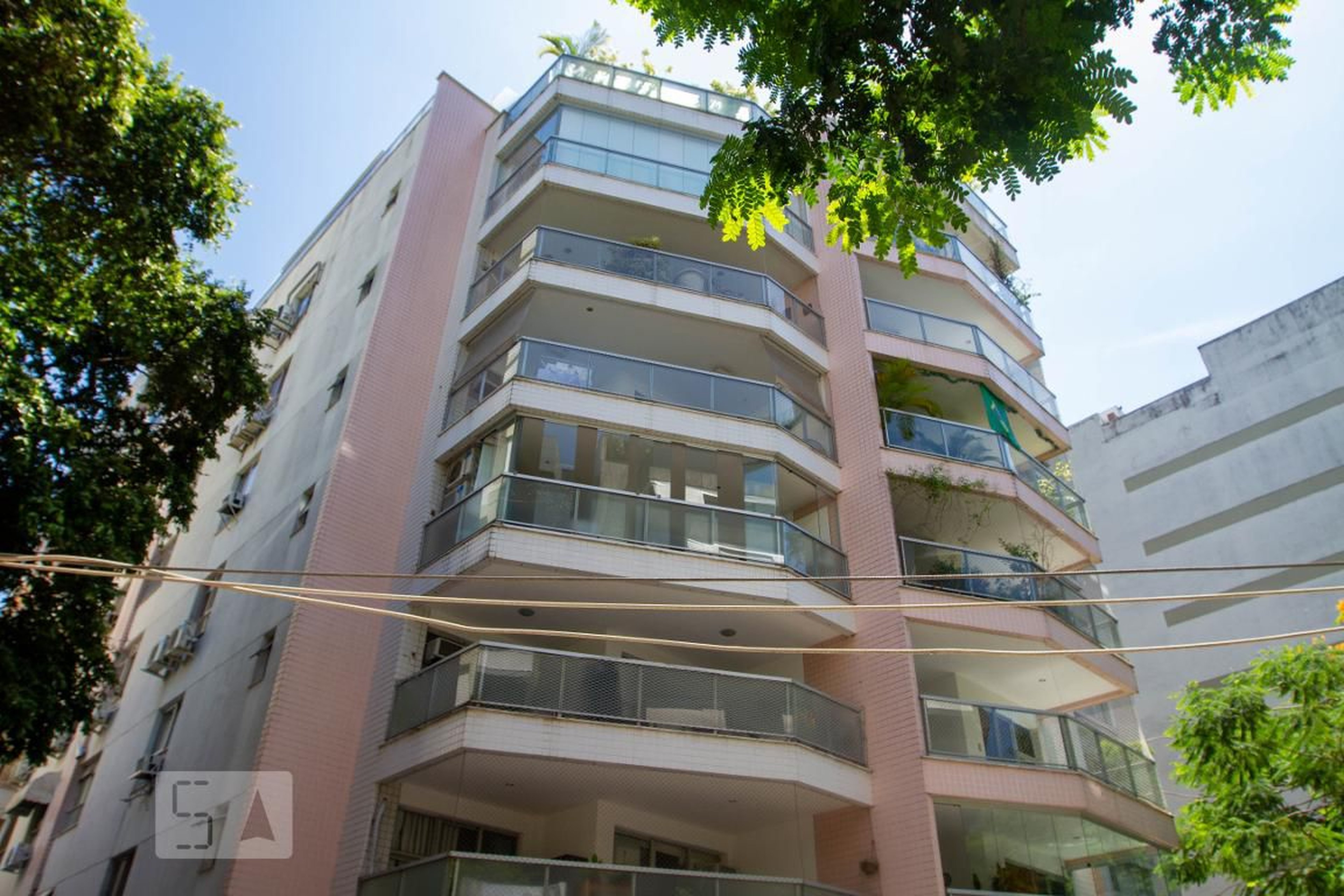 Fachada do Prédio Condomínio Lake View