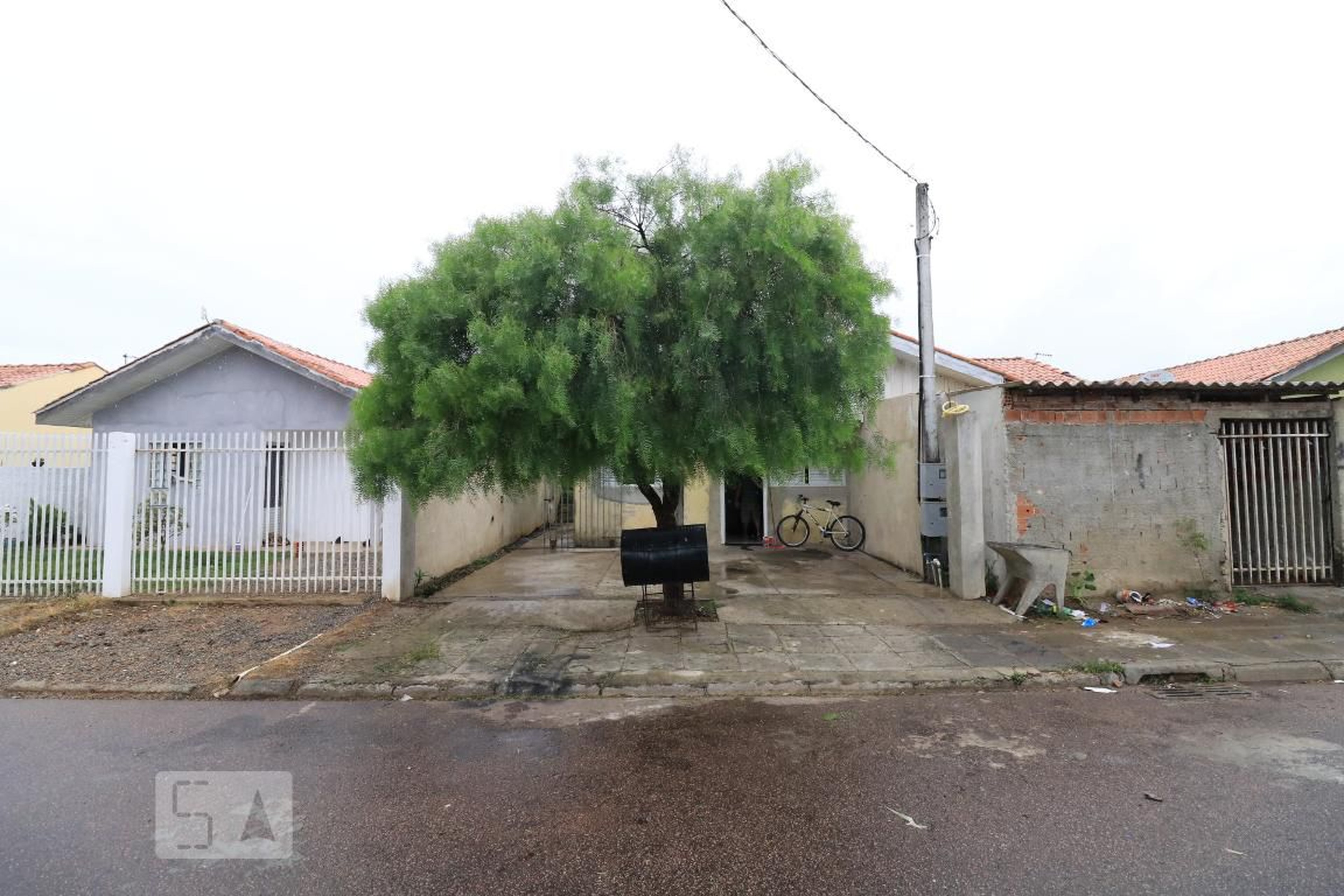 Fachada Condomínio em Rua Ivanira Nardini Pereira, 174