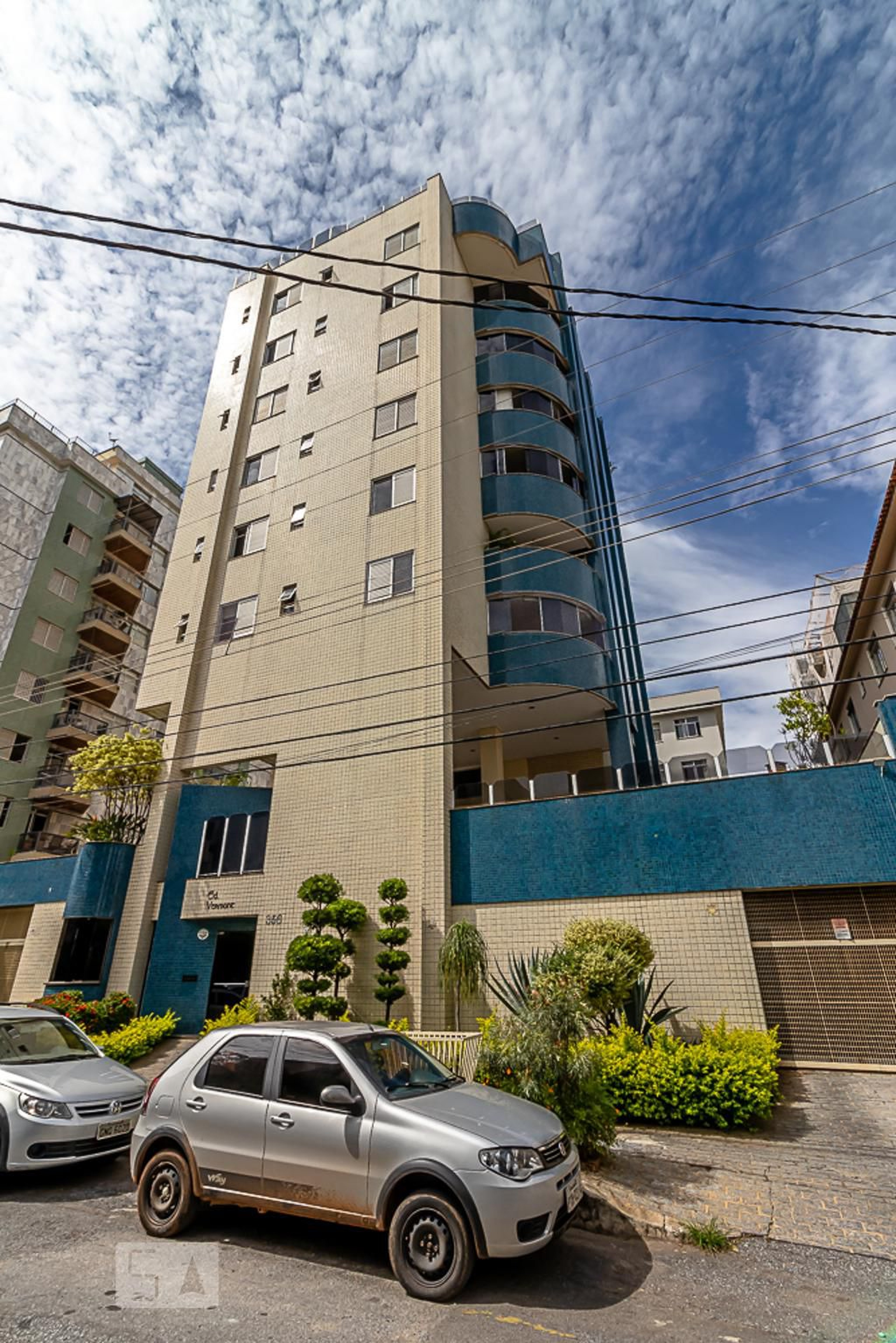 Fachada Condomínio em Rua Cardeal Stepinac, 356