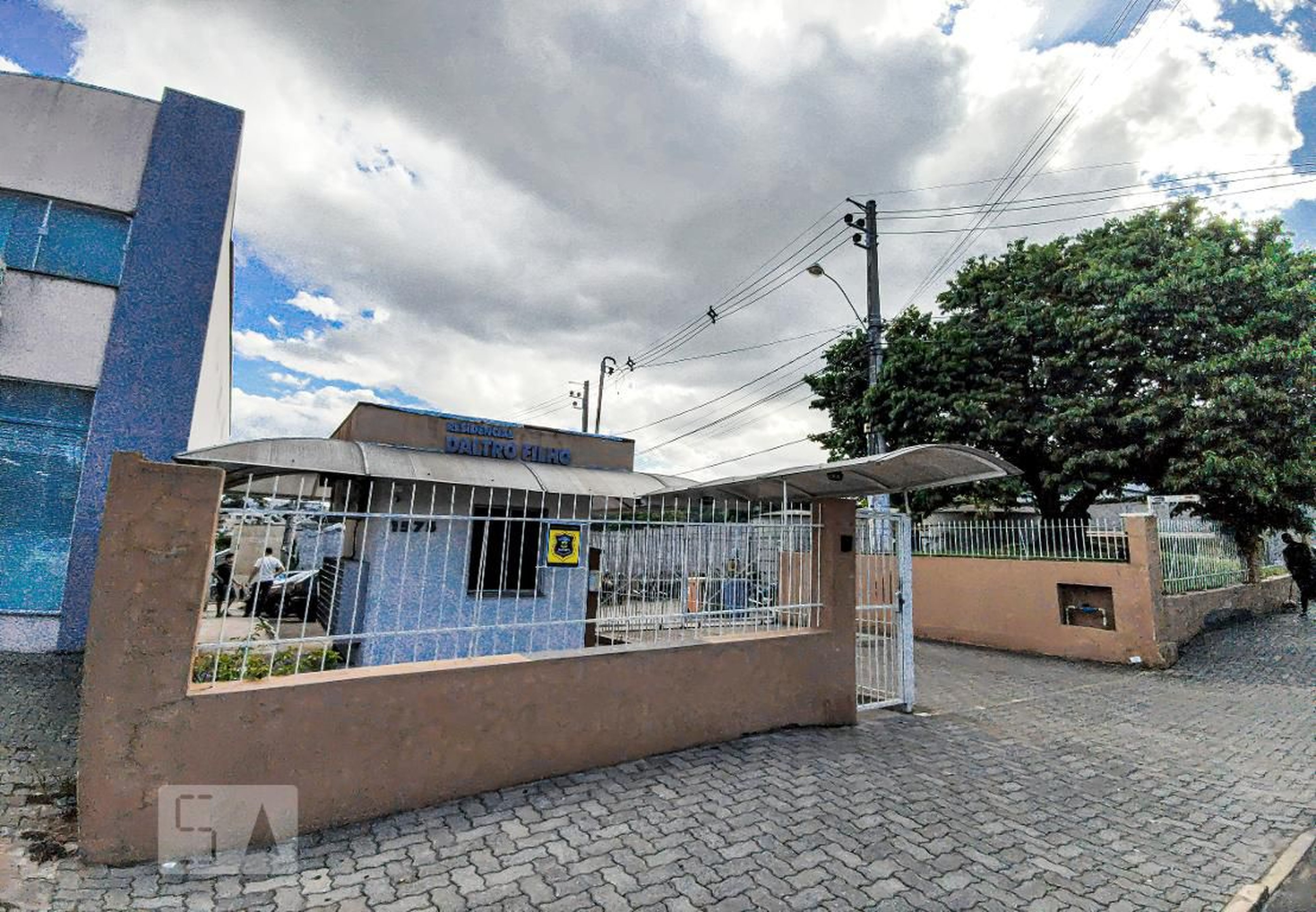 Fachada do Condomínio Condomínio em Avenida General Daltro Filho, 575