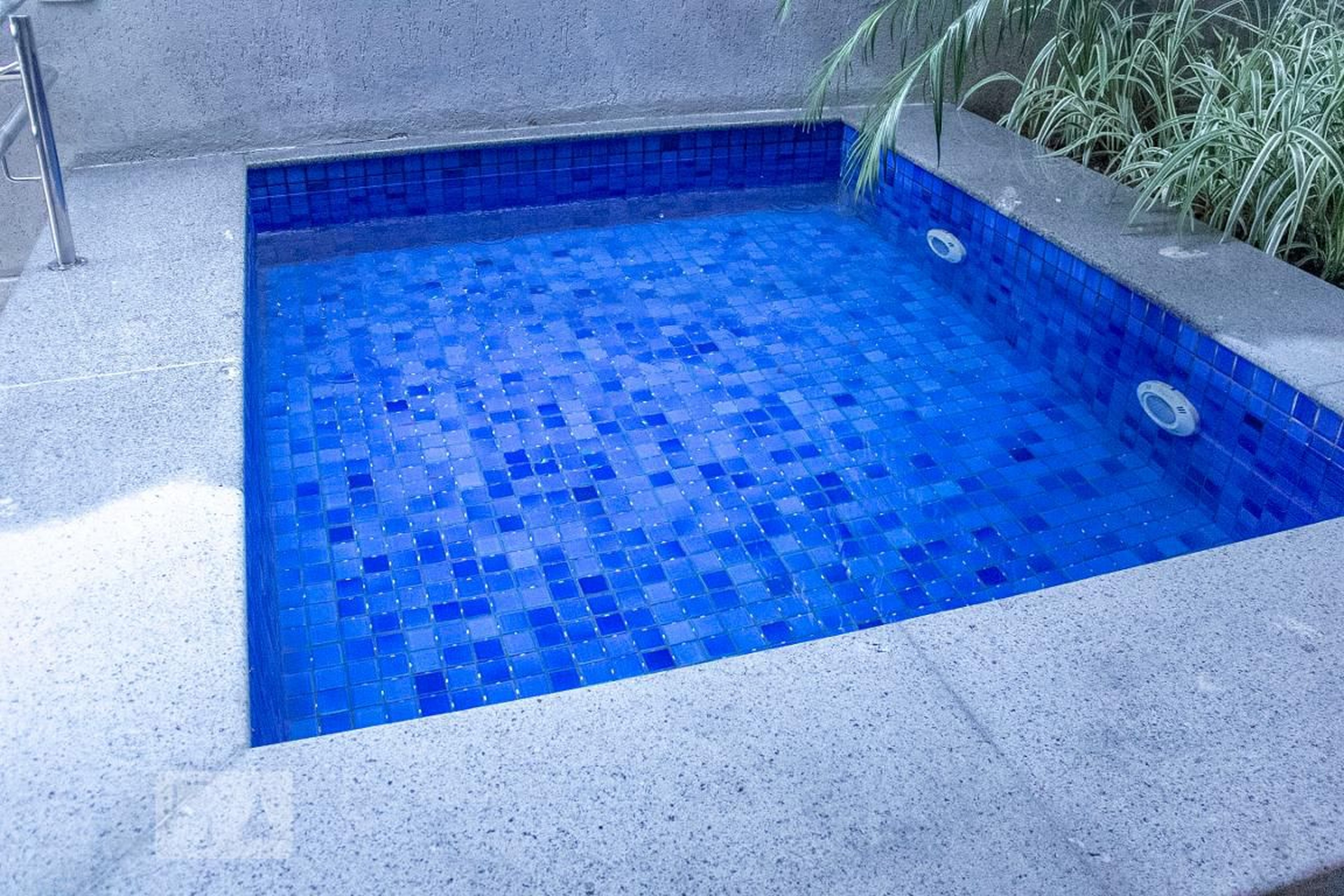 Piscina - Ed Carlito Filizzola