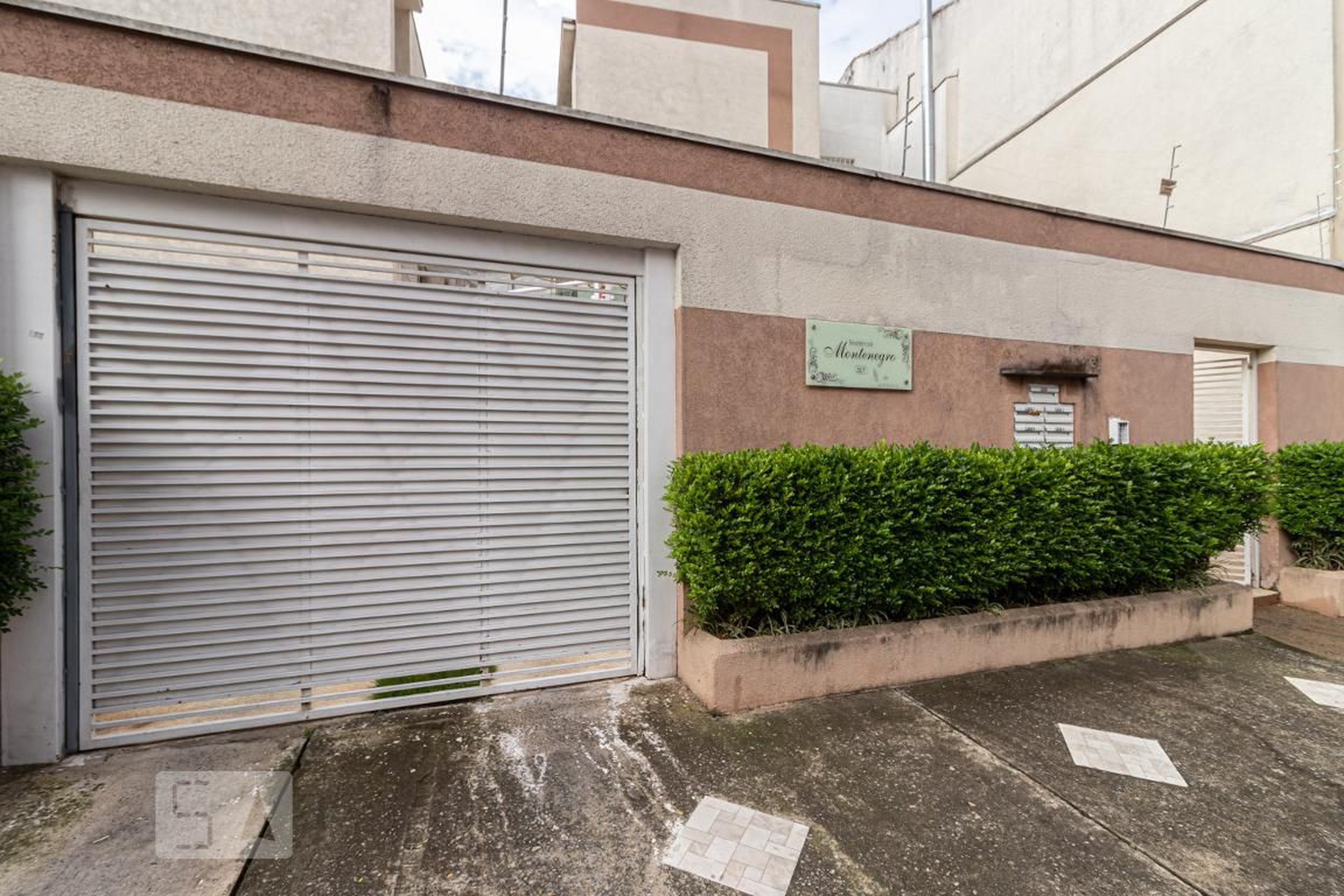 Fachada do Condomínio Residencial Montenegro