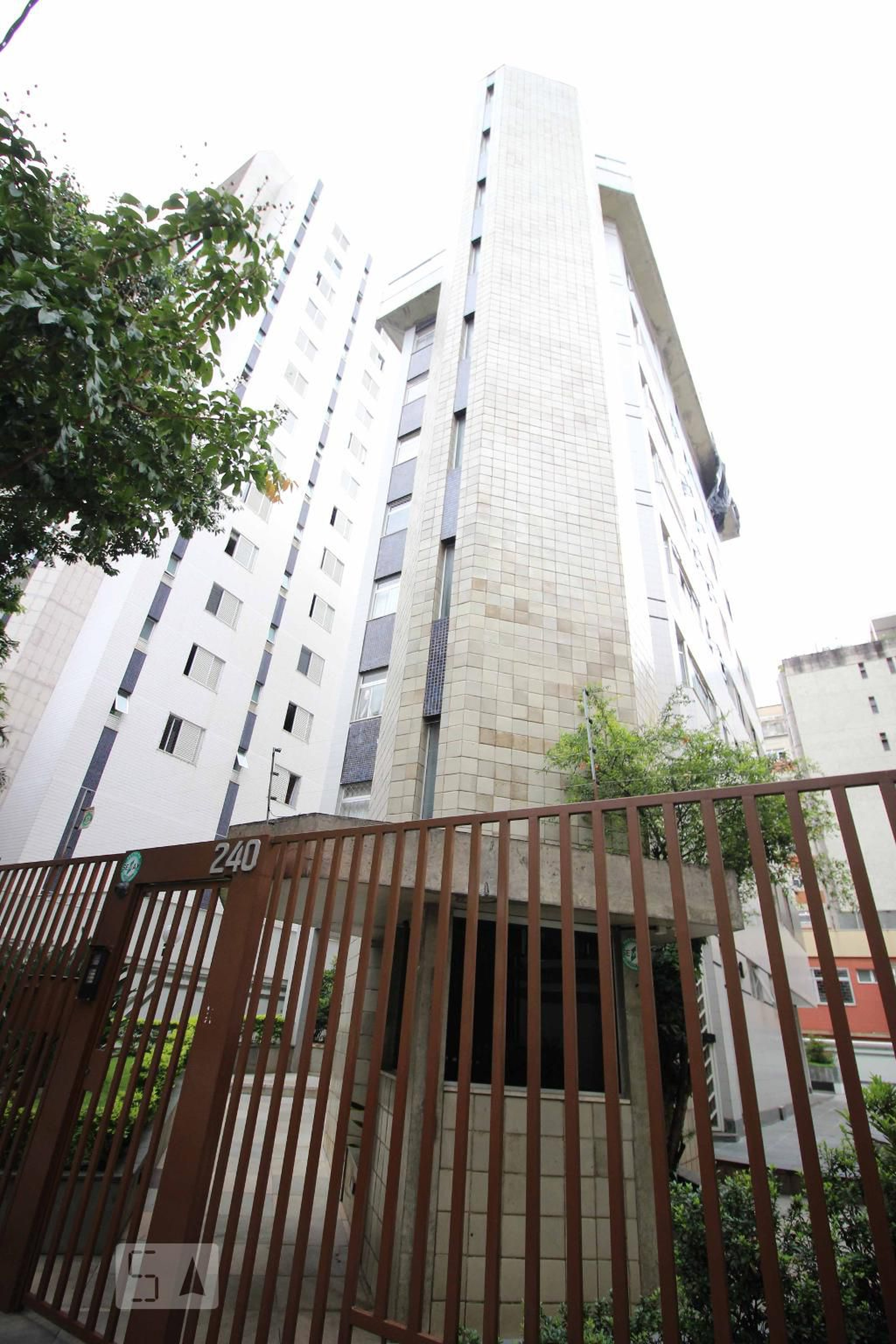 Fachada Condomínio Samuel Mizrahy