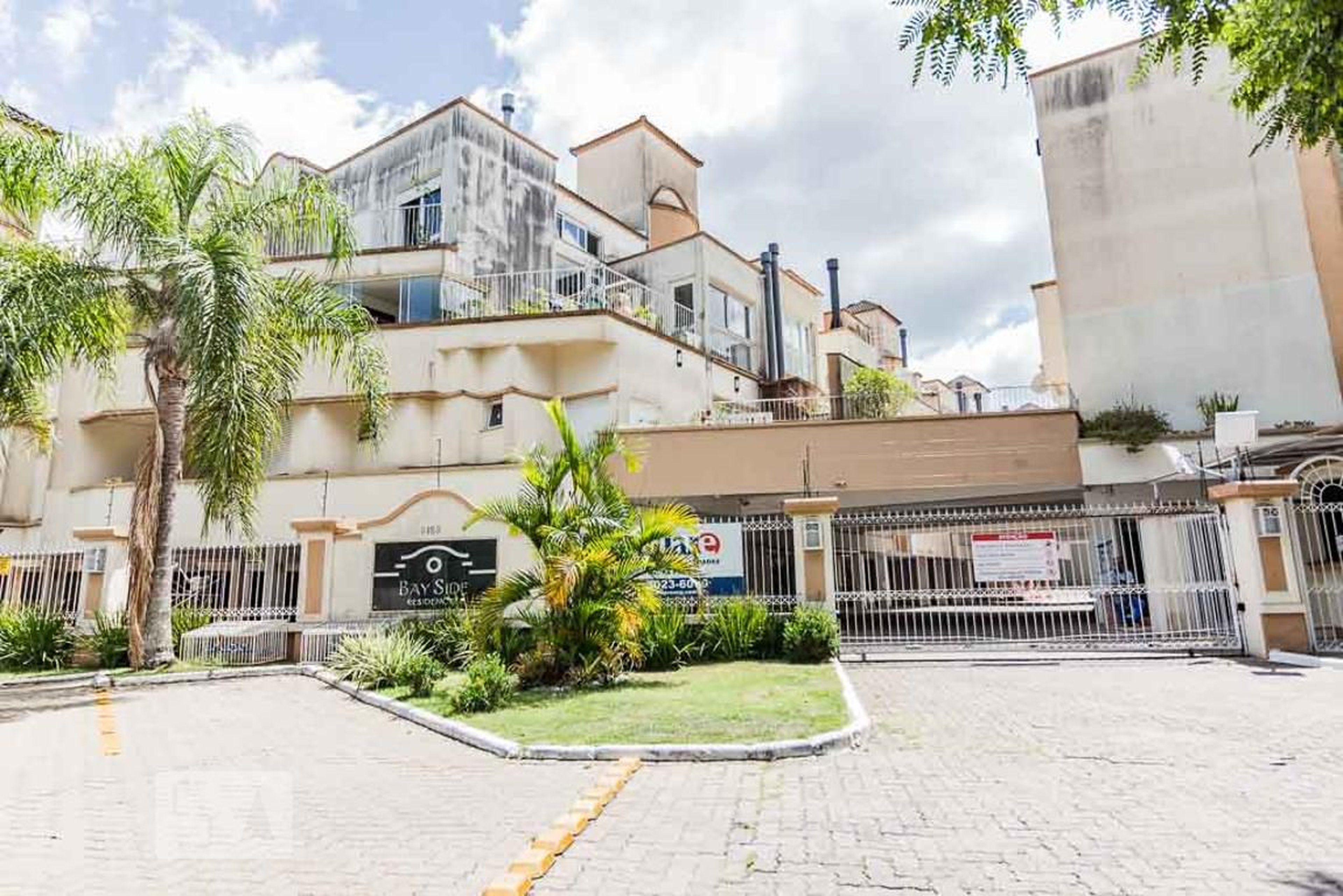 Fachada Condomínio em Avenida Coronel Marcos, 2128