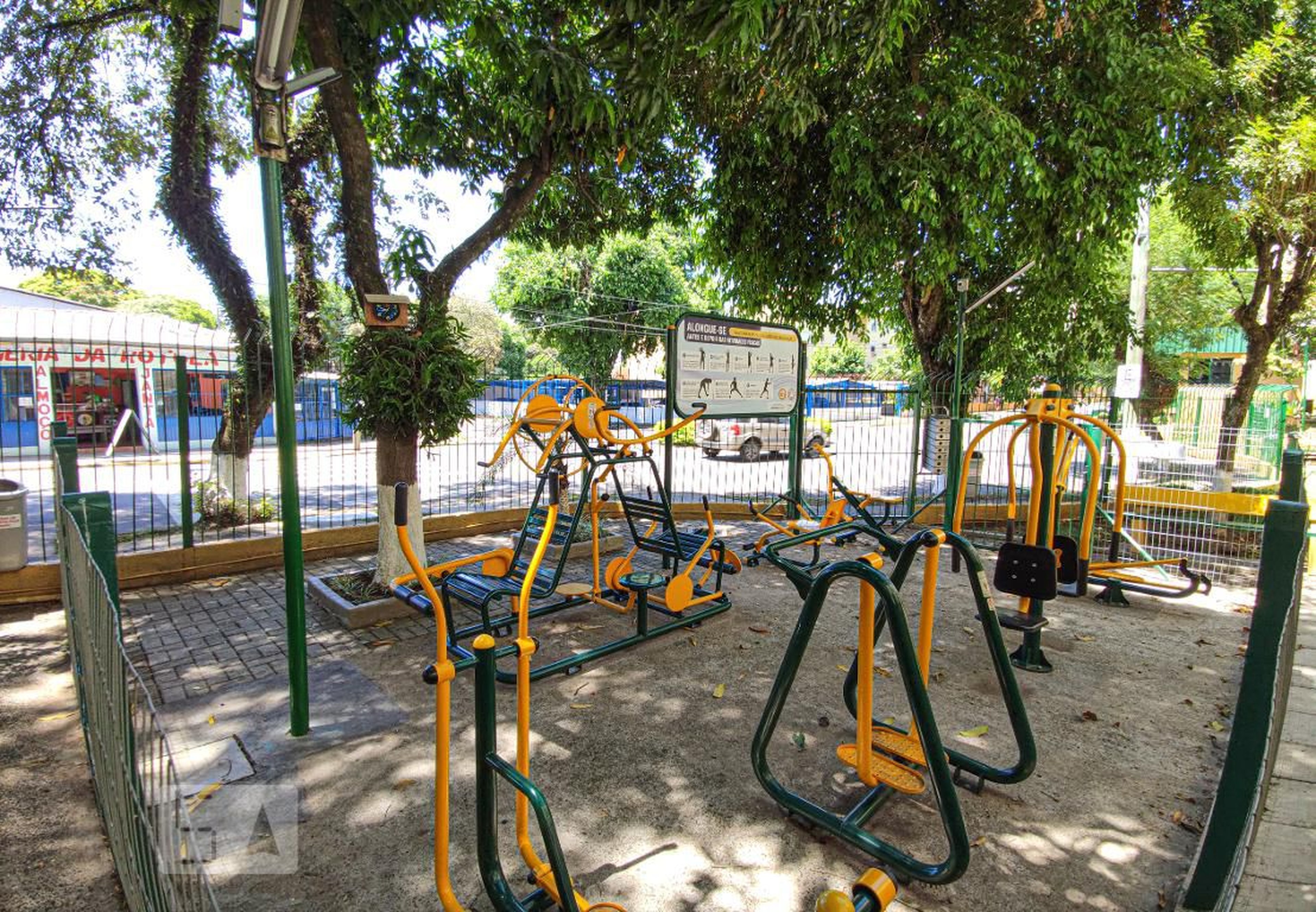 Academia - Estanislau Mancuzusso