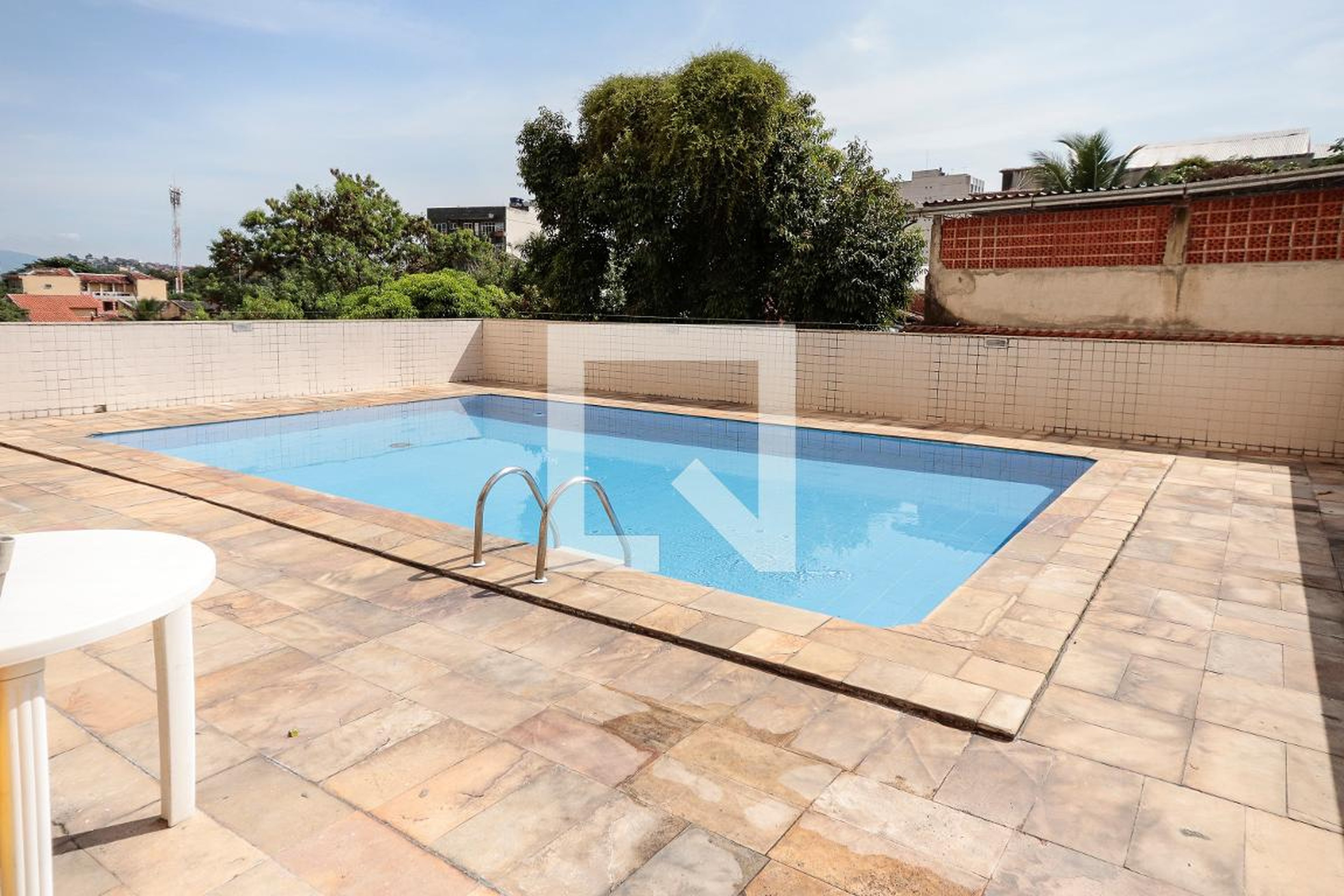 Piscina - Edifício Casa Amarela