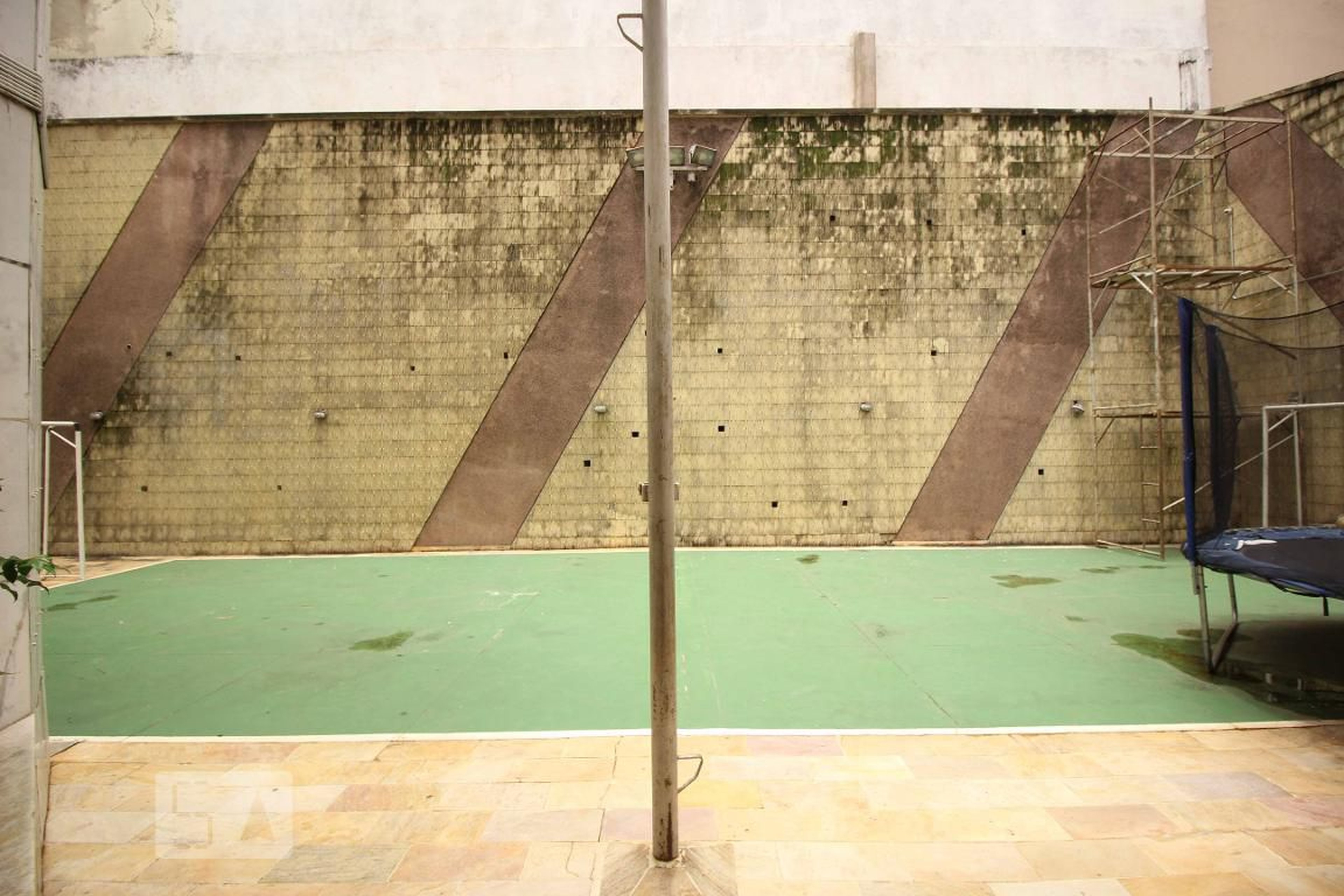 Quadra - Edifício Serrano