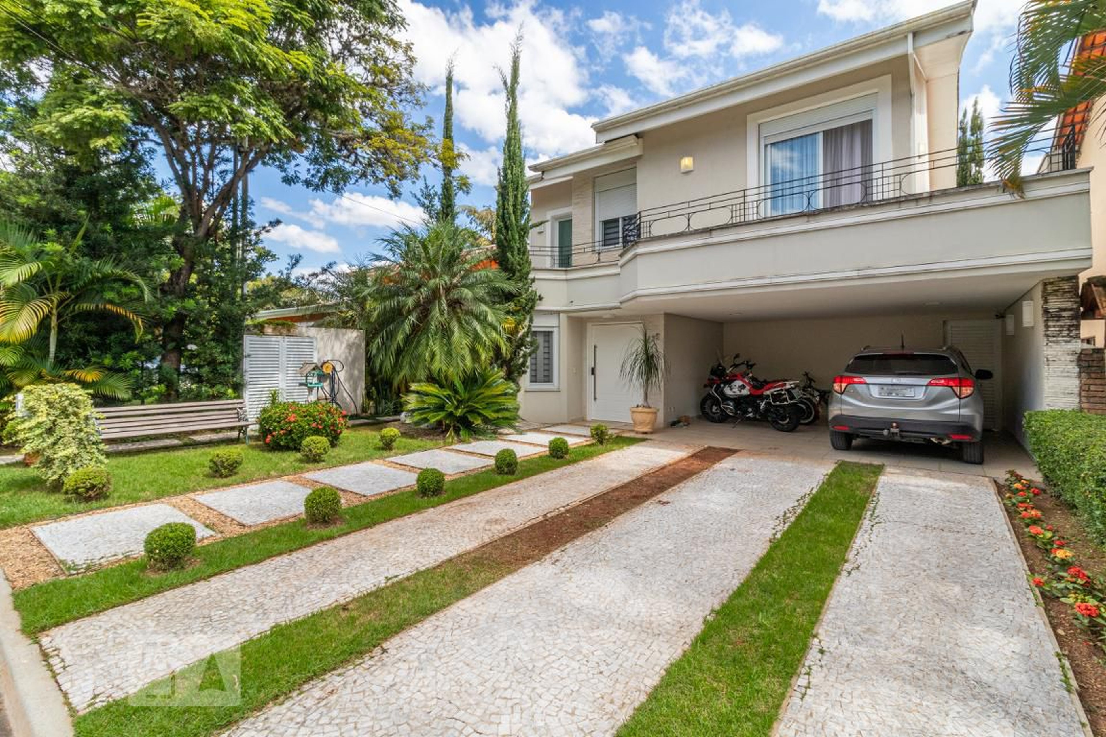 Fachada Condomínio em Alameda dos Girassóis, 435