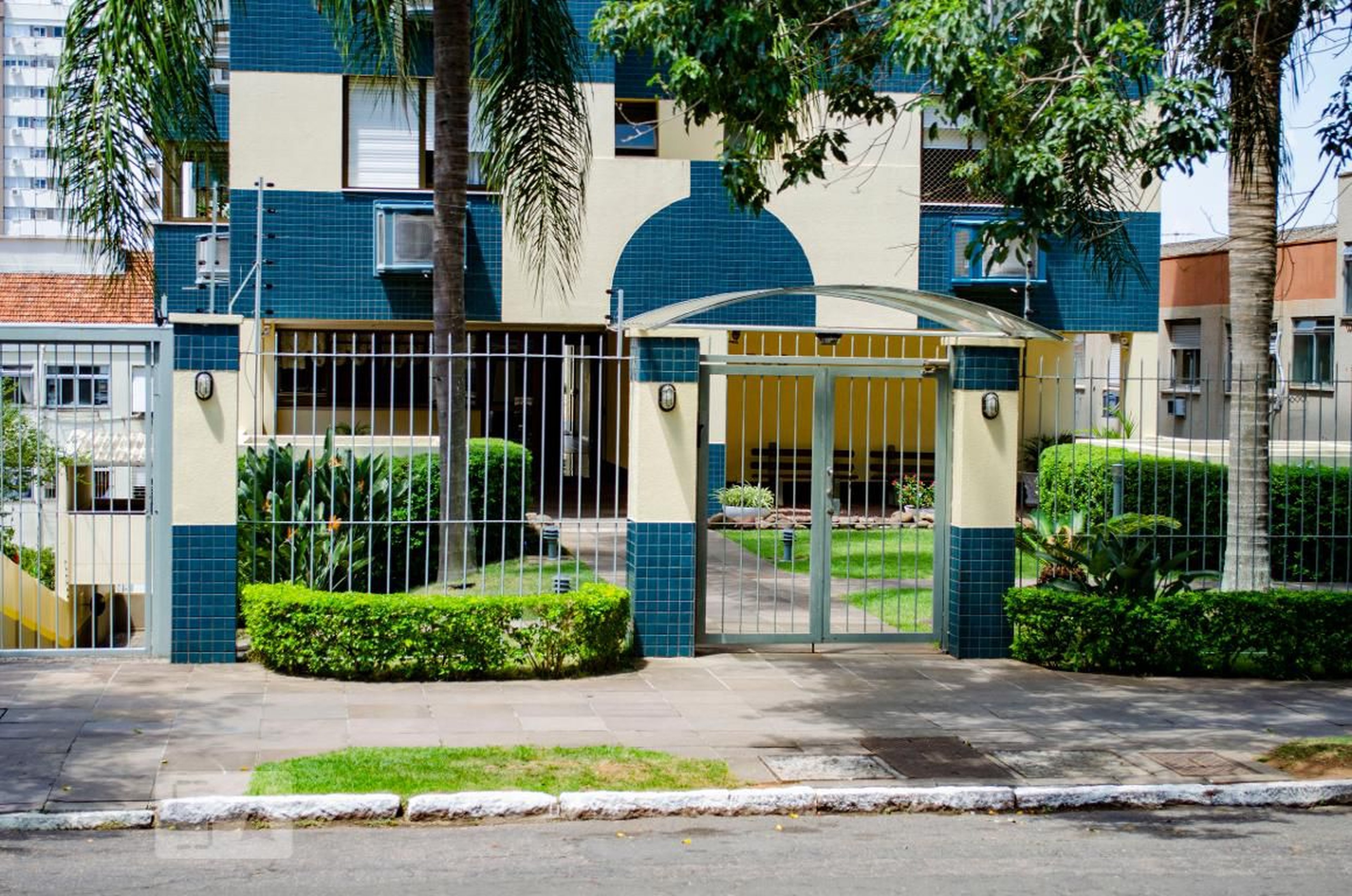 Fachada do Prédio Condomínio Collinas Garden