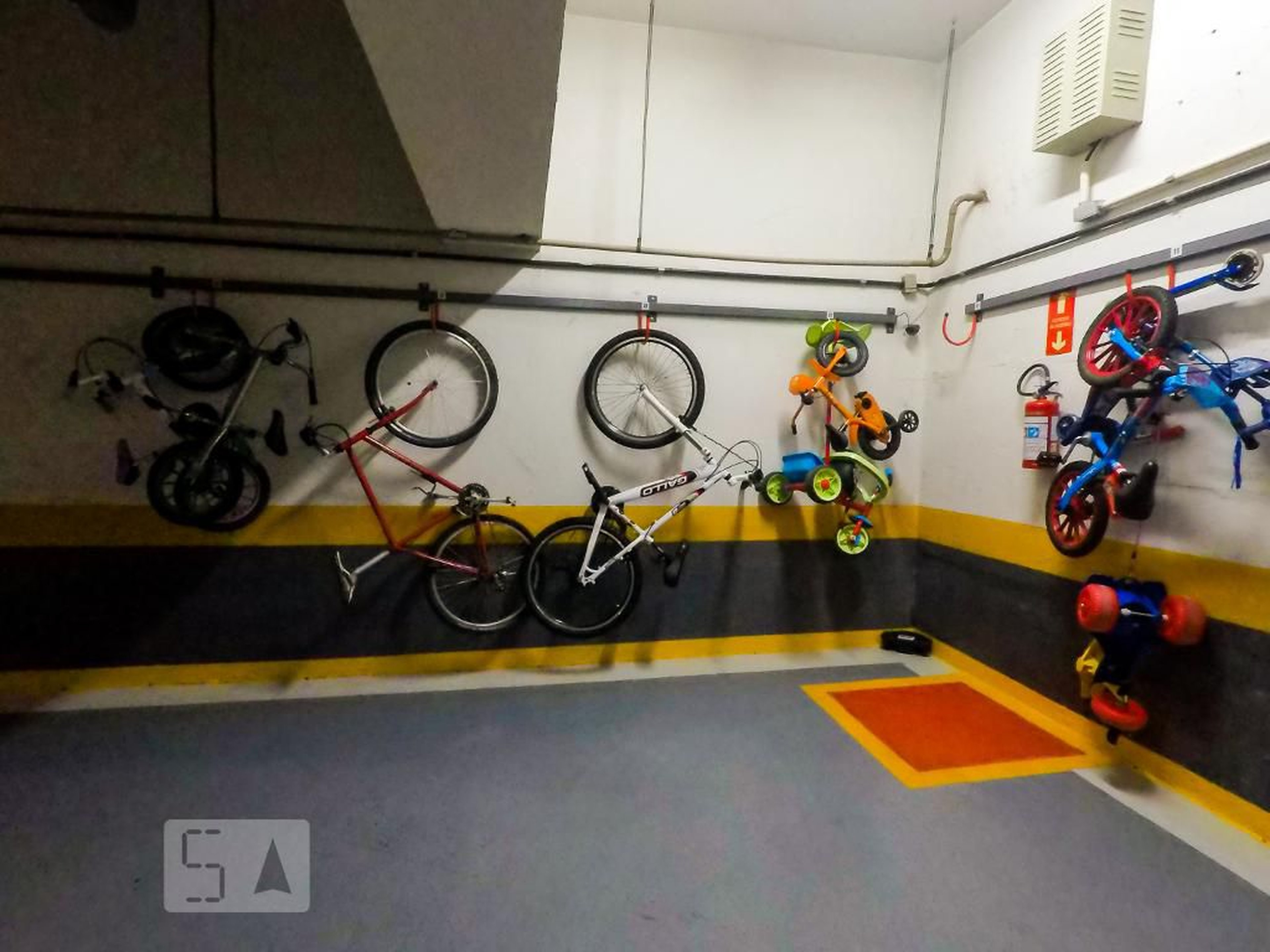 Bicicletario - Jean Les Pins