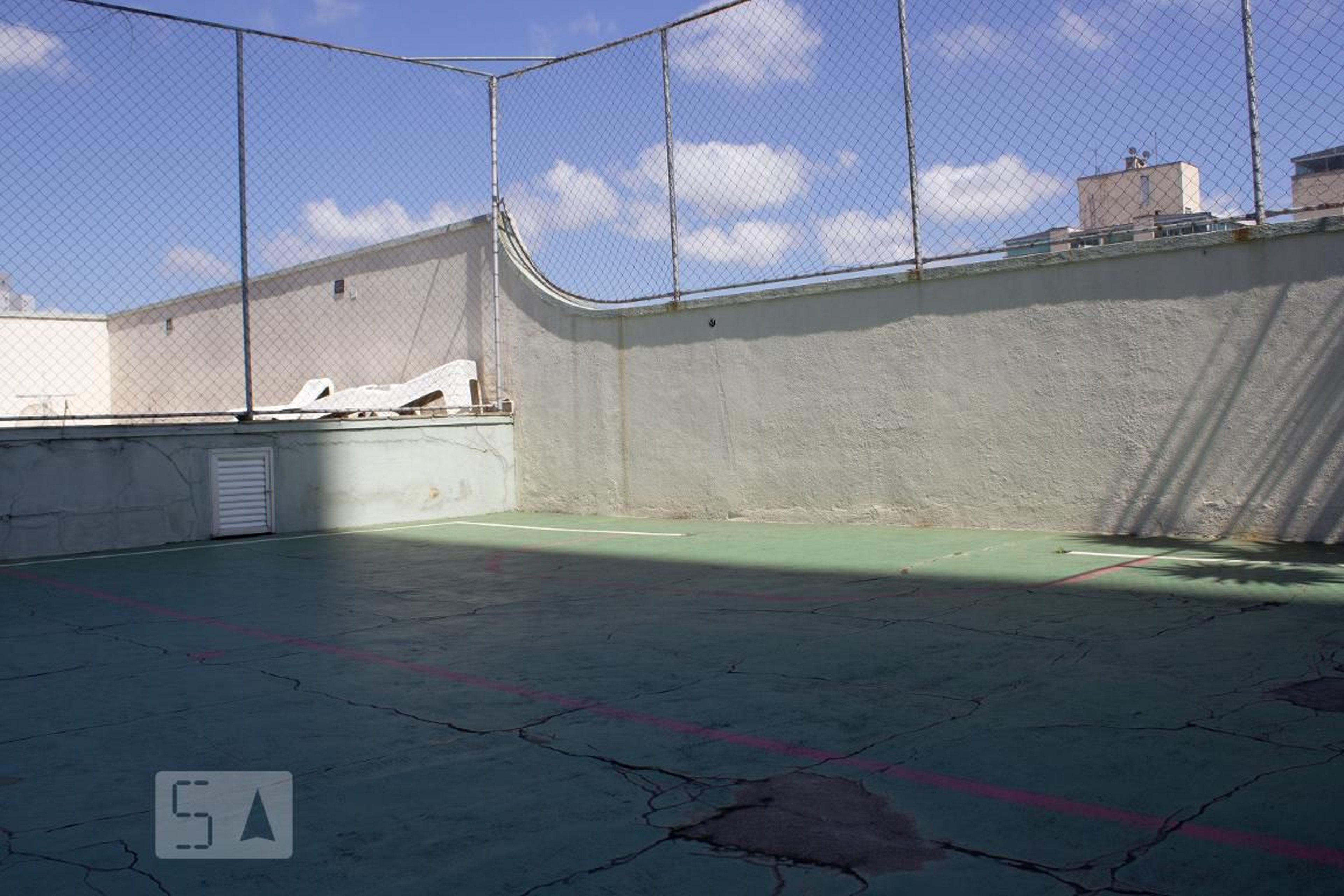 Quadra poliesportiva - Edificio Carina