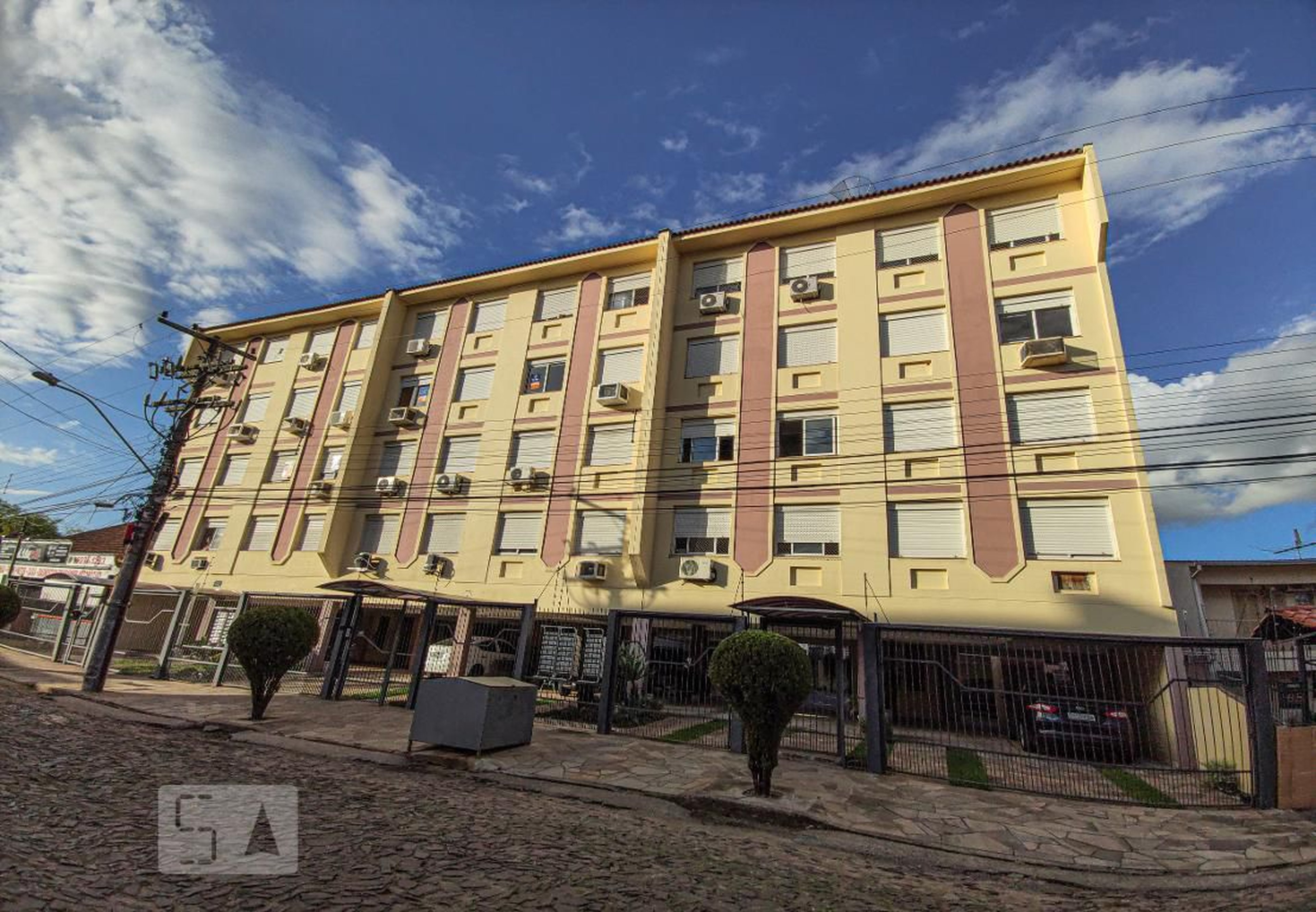 Fachada do Prédio Condomínio Jardim das Flores