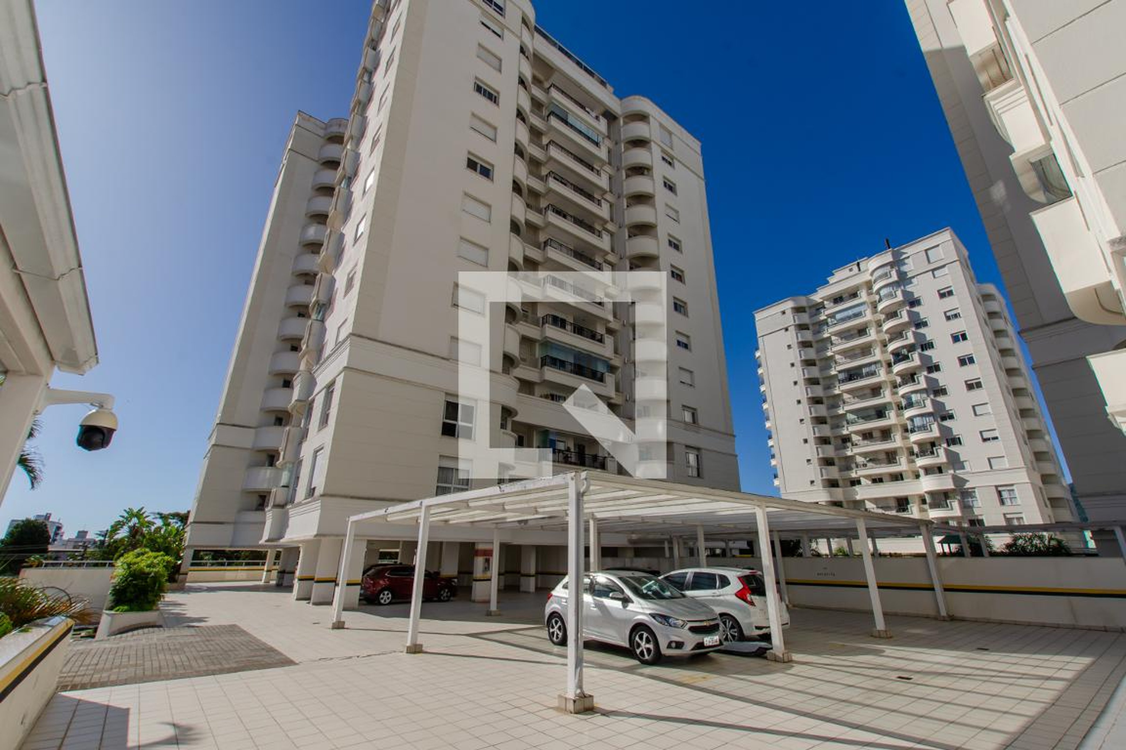 Fachada Condomínio Plaza Du Soleil