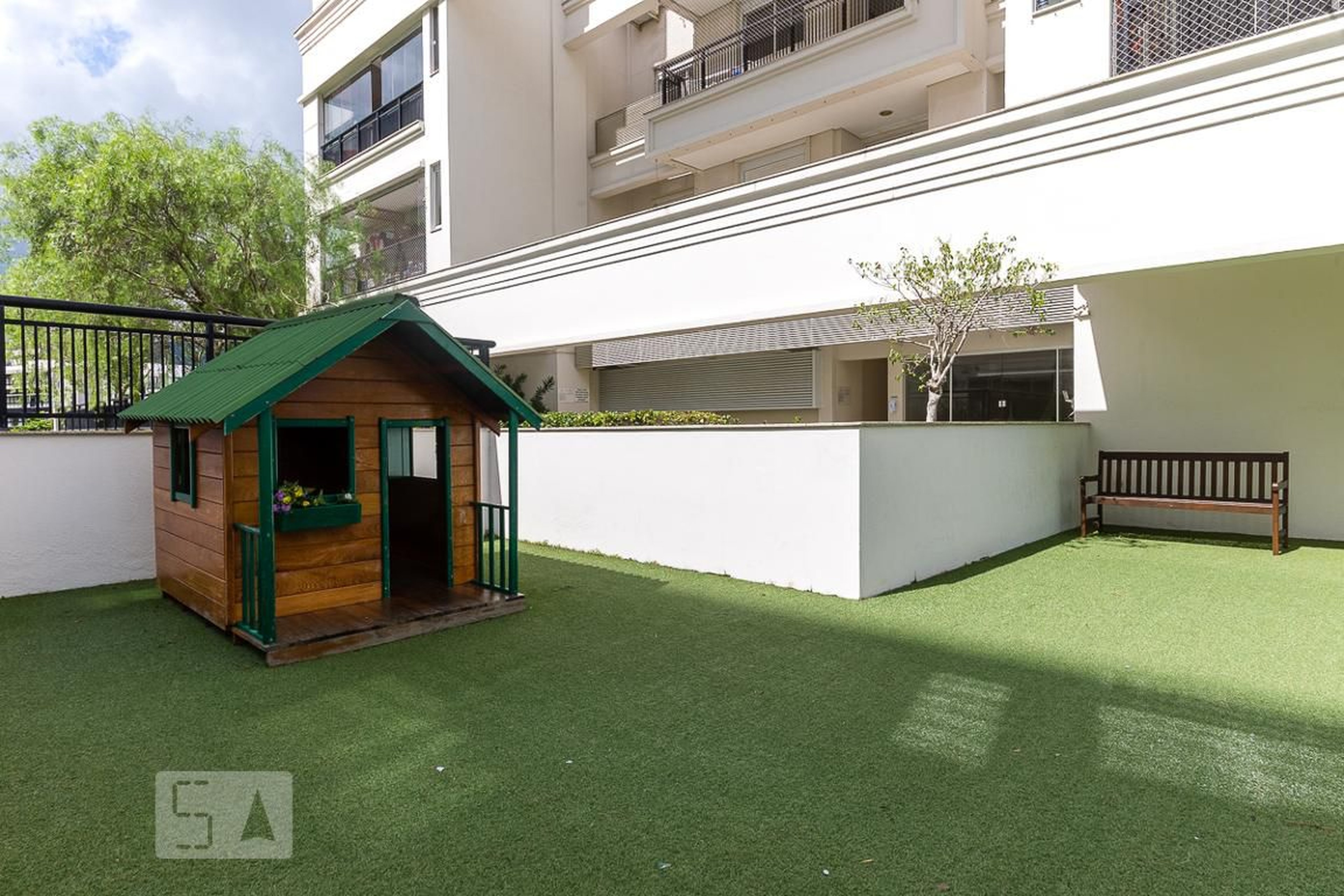 Playground - Plaza Du Soleil